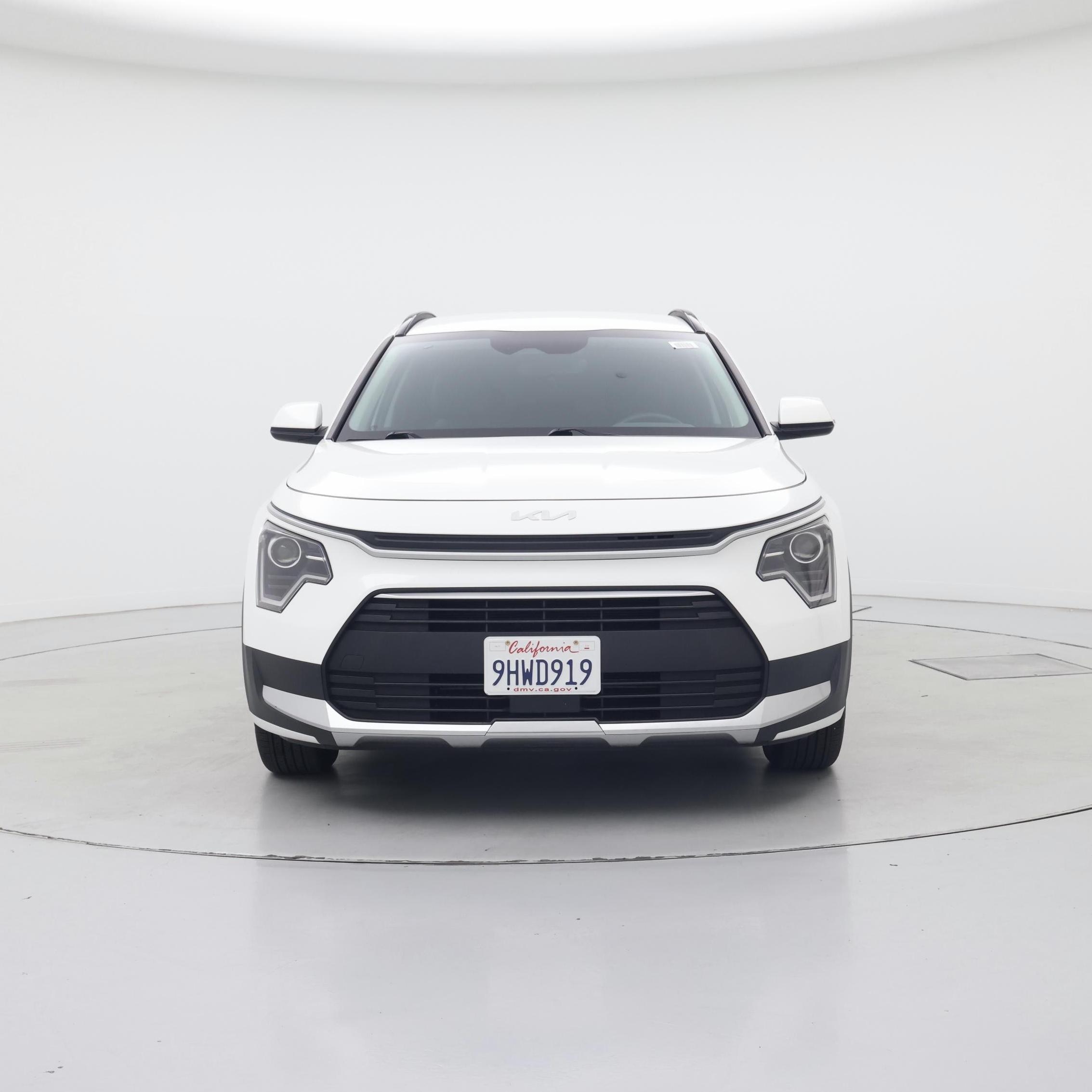 Thumbnail: 2023 Kia Niro - 5