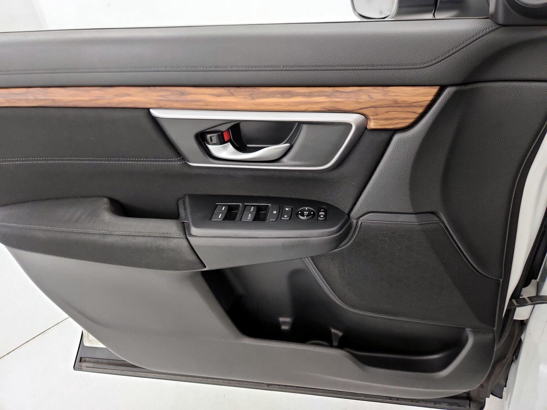 Thumbnail: 2018 Honda CR-V - 12