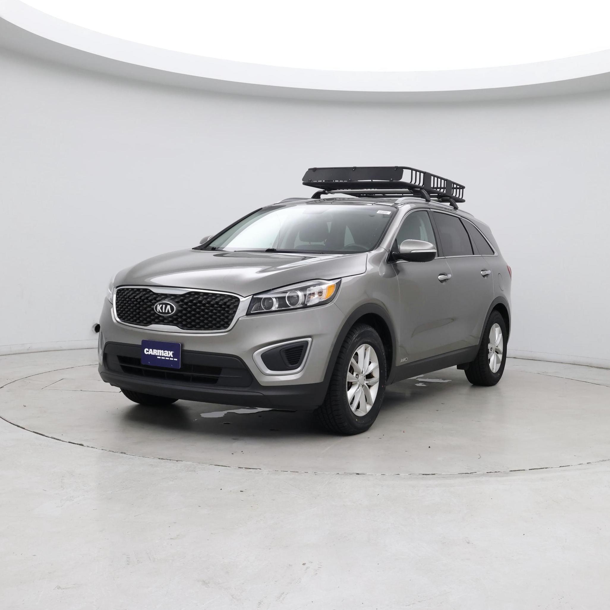 Thumbnail: 2017 Kia Sorento - 4