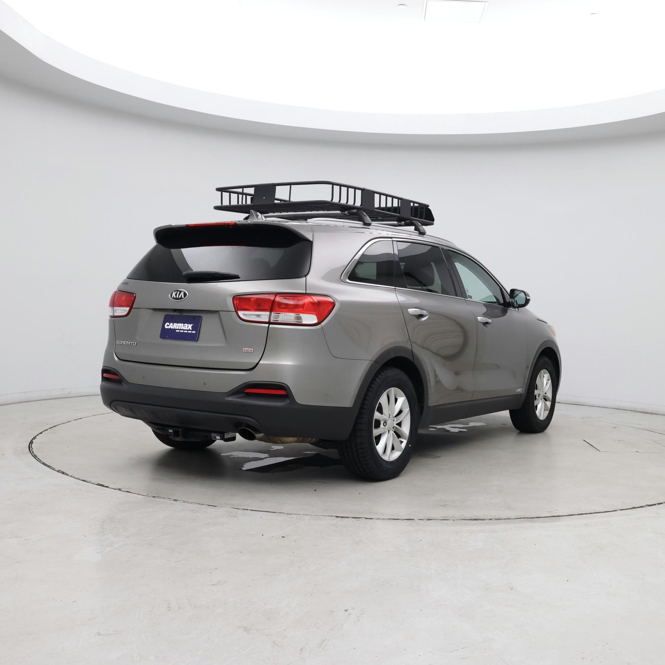 Thumbnail: 2017 Kia Sorento - 8