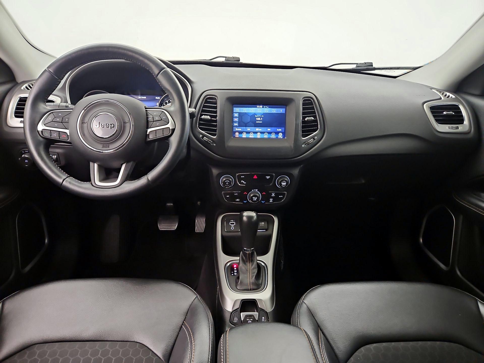 Thumbnail: 2019 Jeep Compass - 9