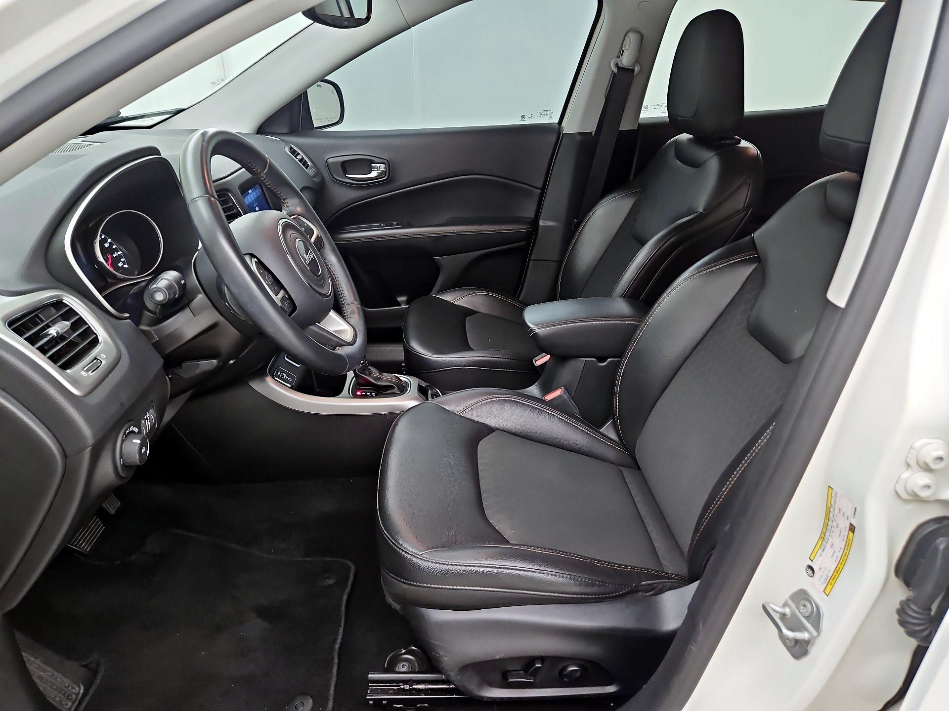 Thumbnail: 2019 Jeep Compass - 11