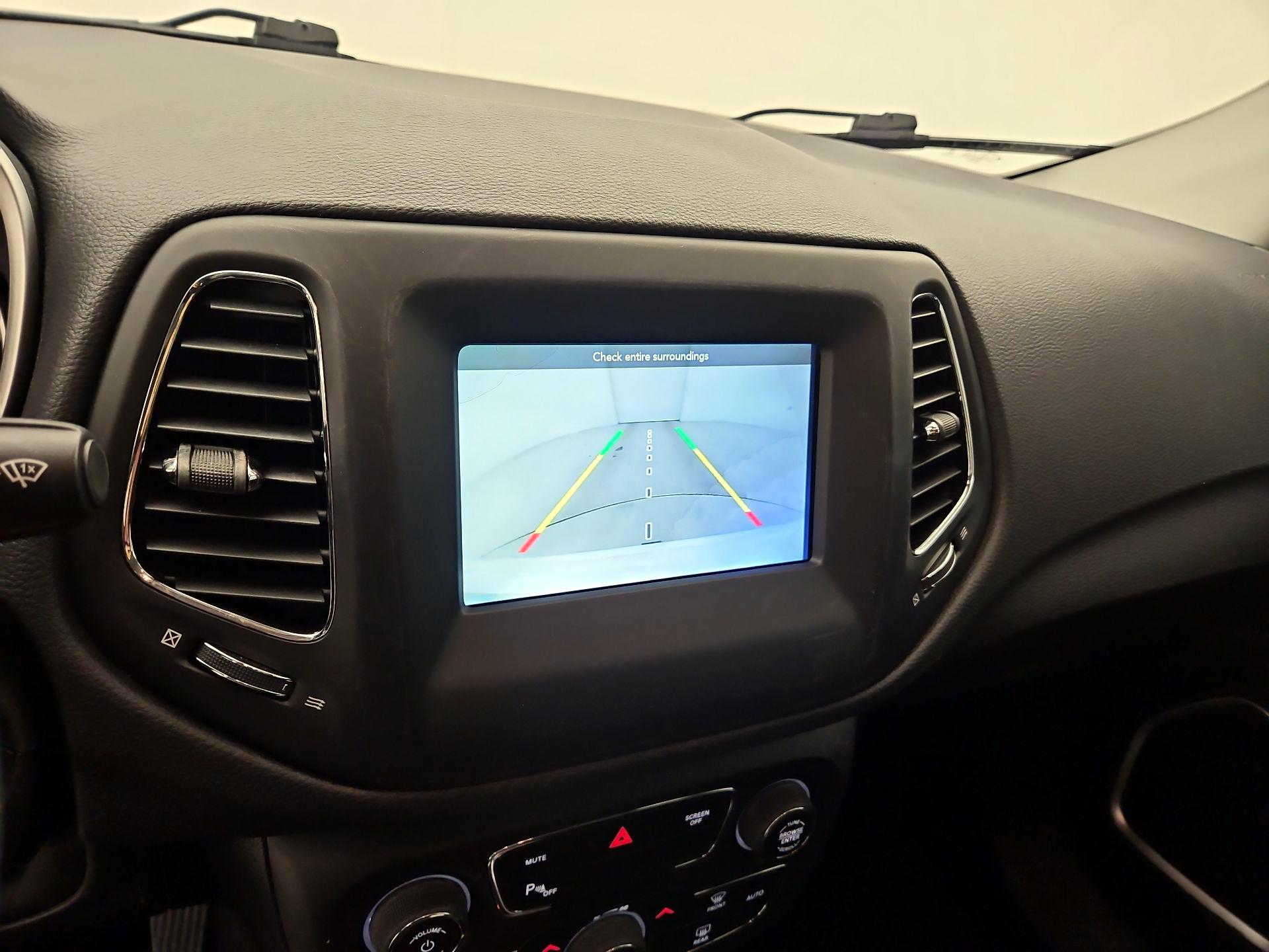Thumbnail: 2019 Jeep Compass - 14
