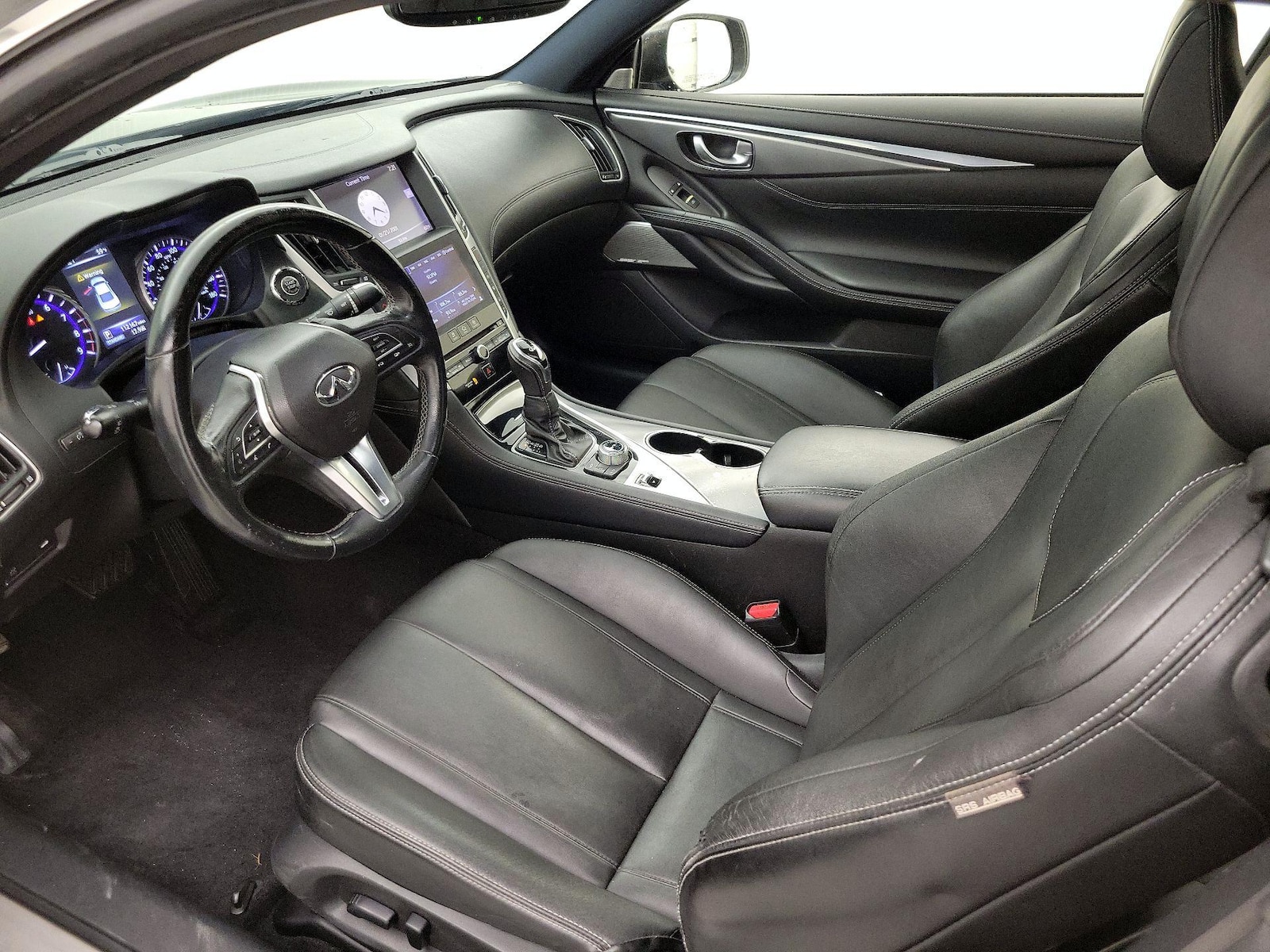 Power Seat(s) & Side Airbags