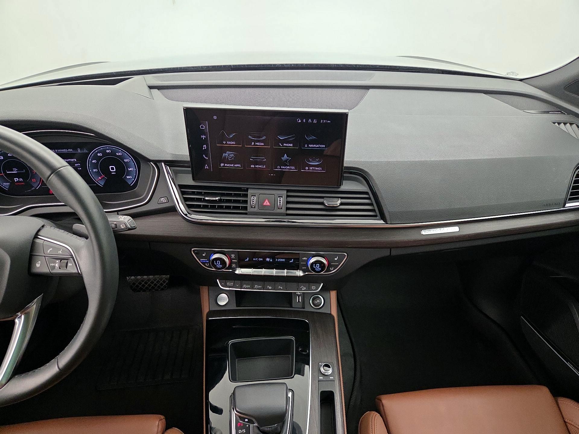 Thumbnail: 2023 Audi Q5 - 9