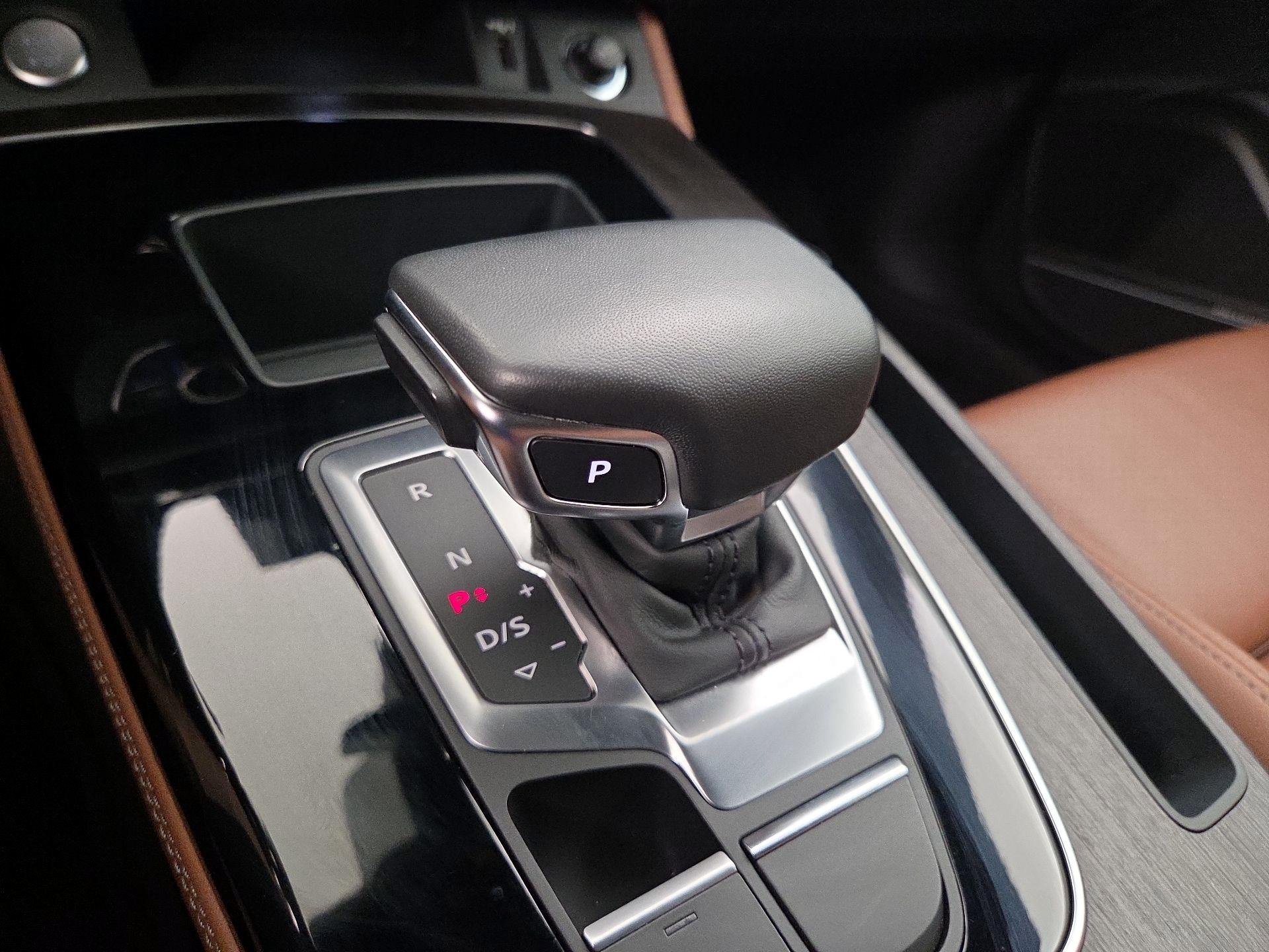 Thumbnail: 2023 Audi Q5 - 18