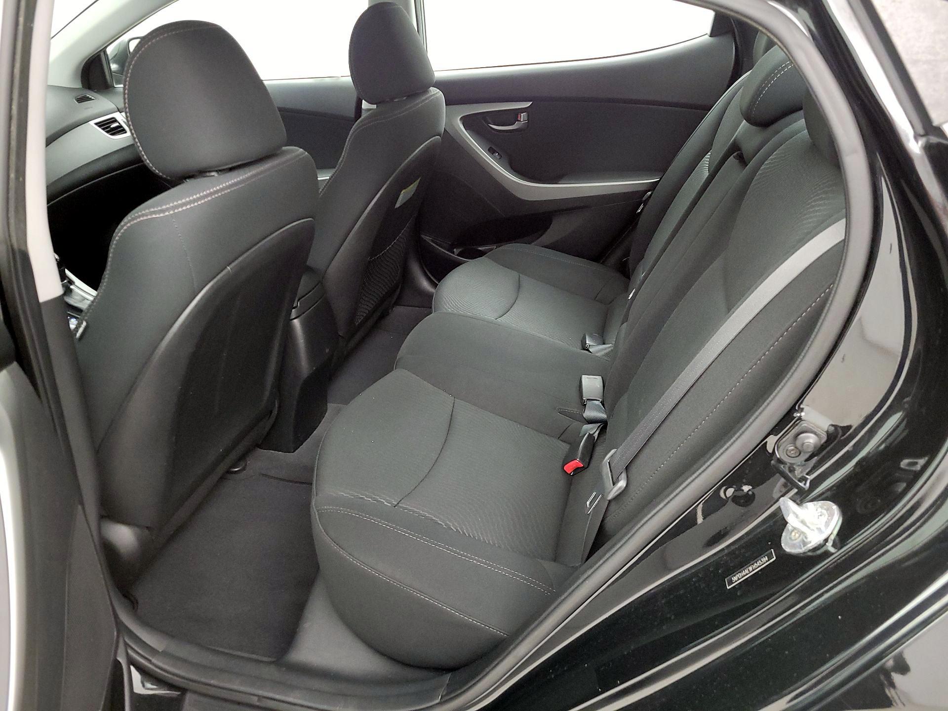 Thumbnail: 2015 Hyundai Elantra - 18