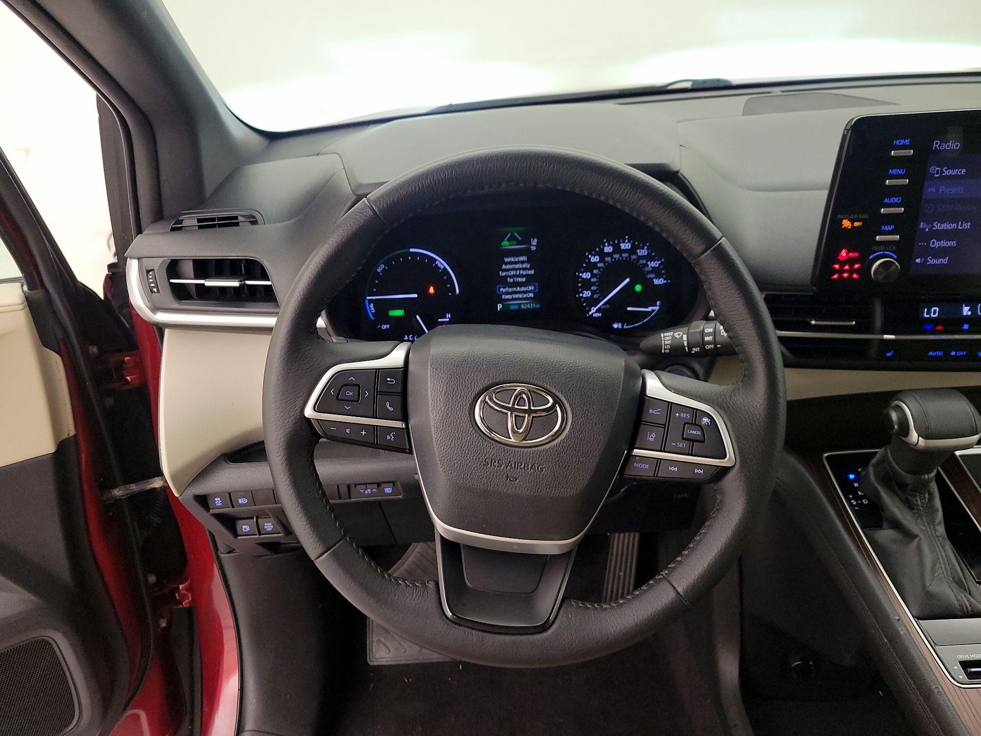Thumbnail: 2021 Toyota Sienna - 10