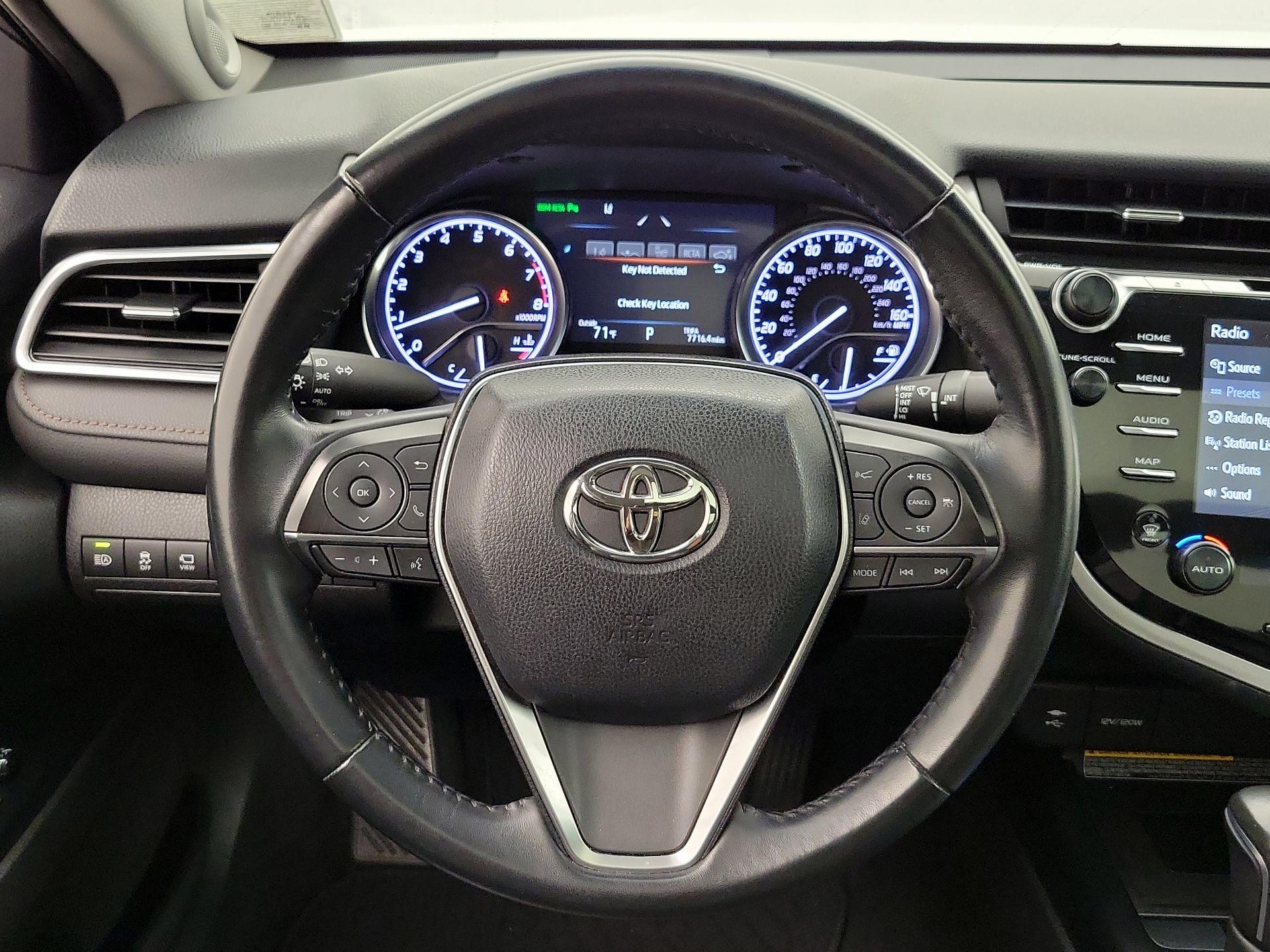 Thumbnail: 2018 Toyota Camry - 10