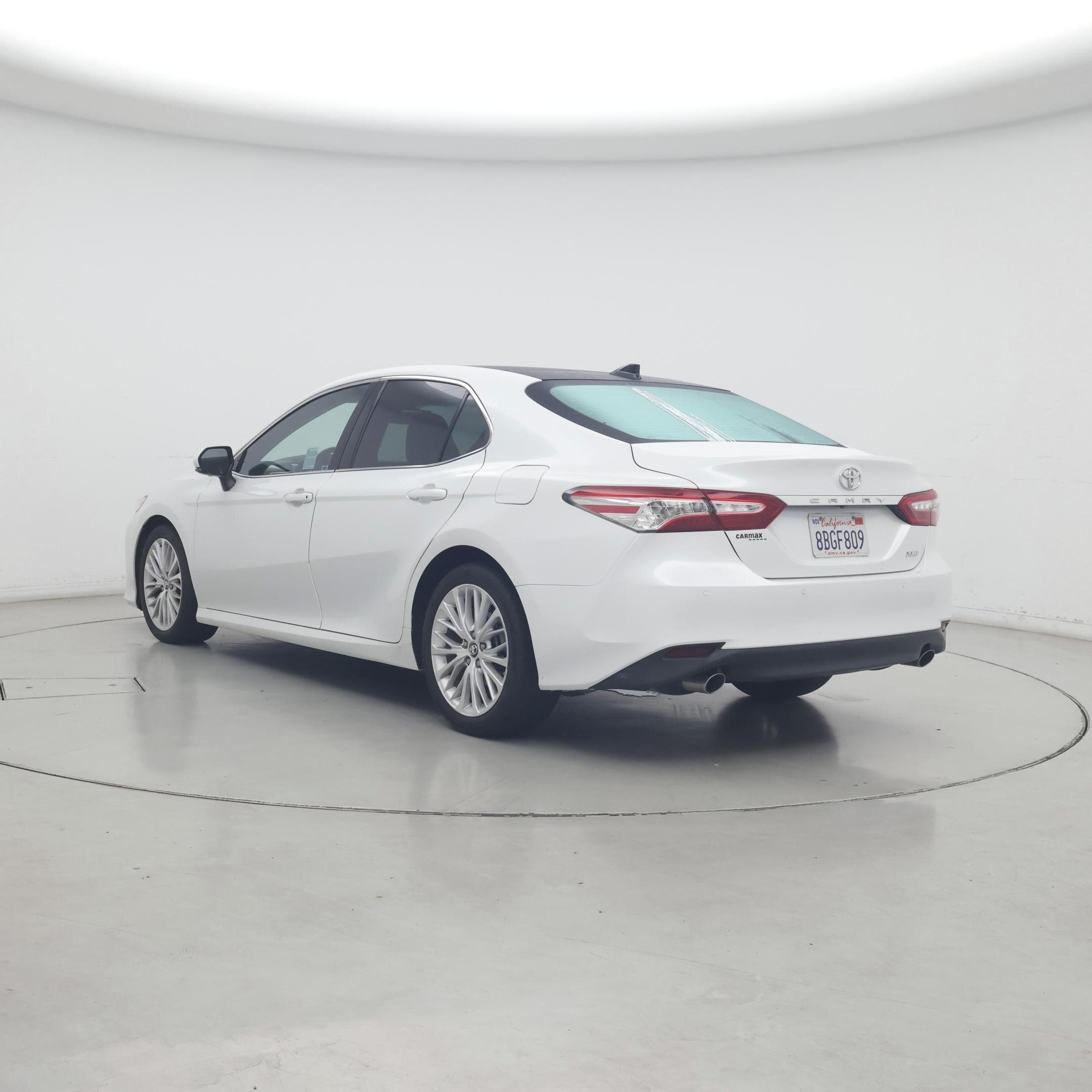 Thumbnail: 2018 Toyota Camry - 2