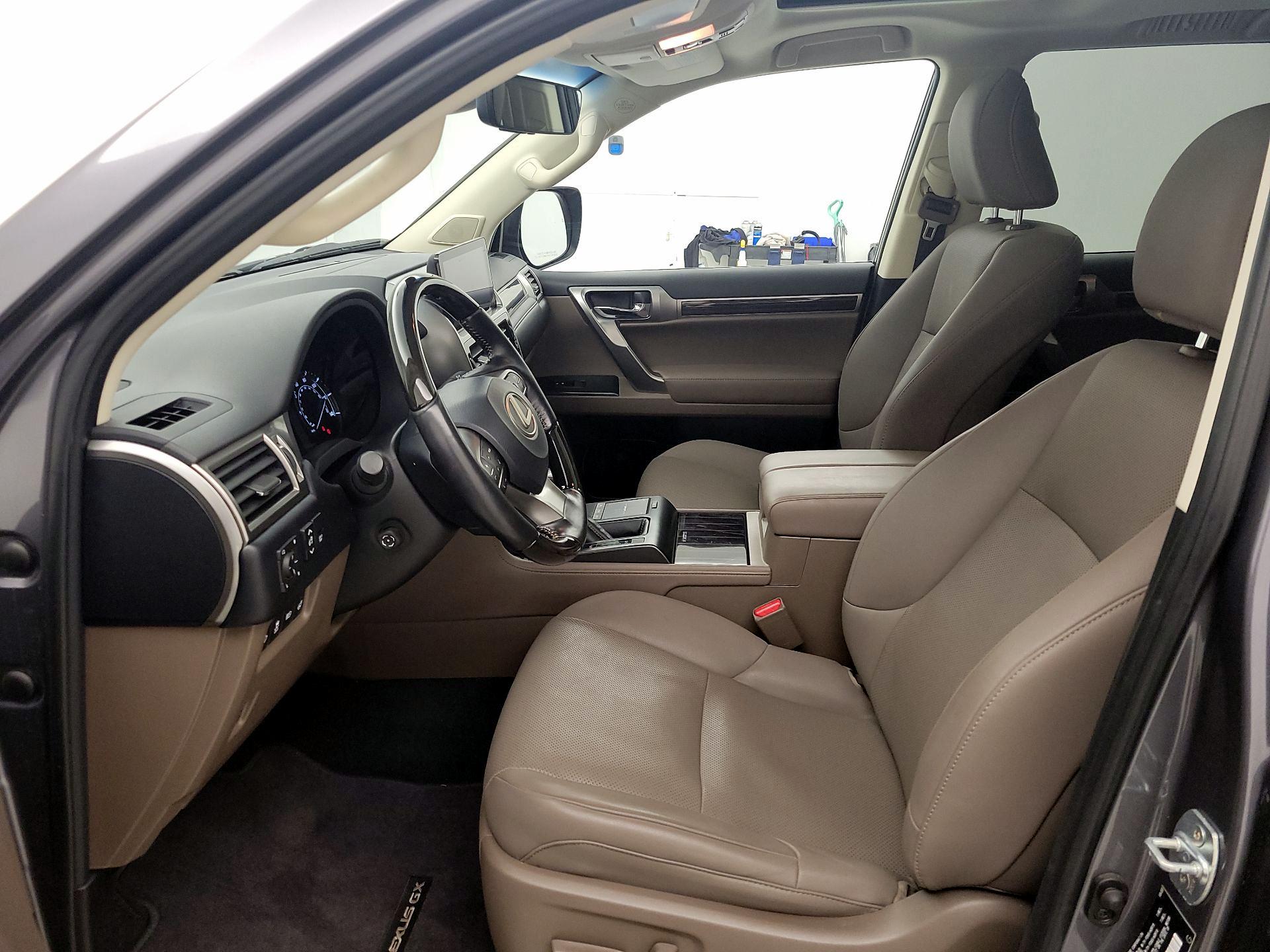 Thumbnail: 2023 Lexus GX - 11