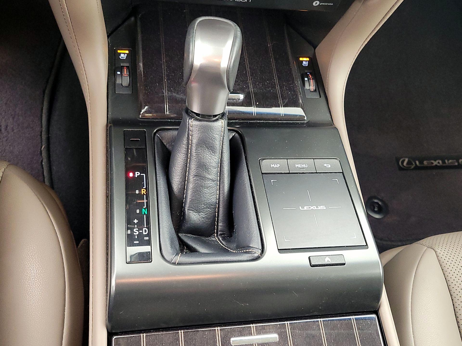 Thumbnail: 2023 Lexus GX - 18