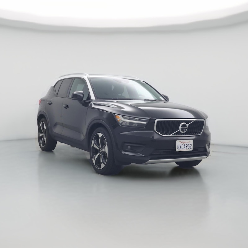 2020 Volvo XC40 T4 Momentum