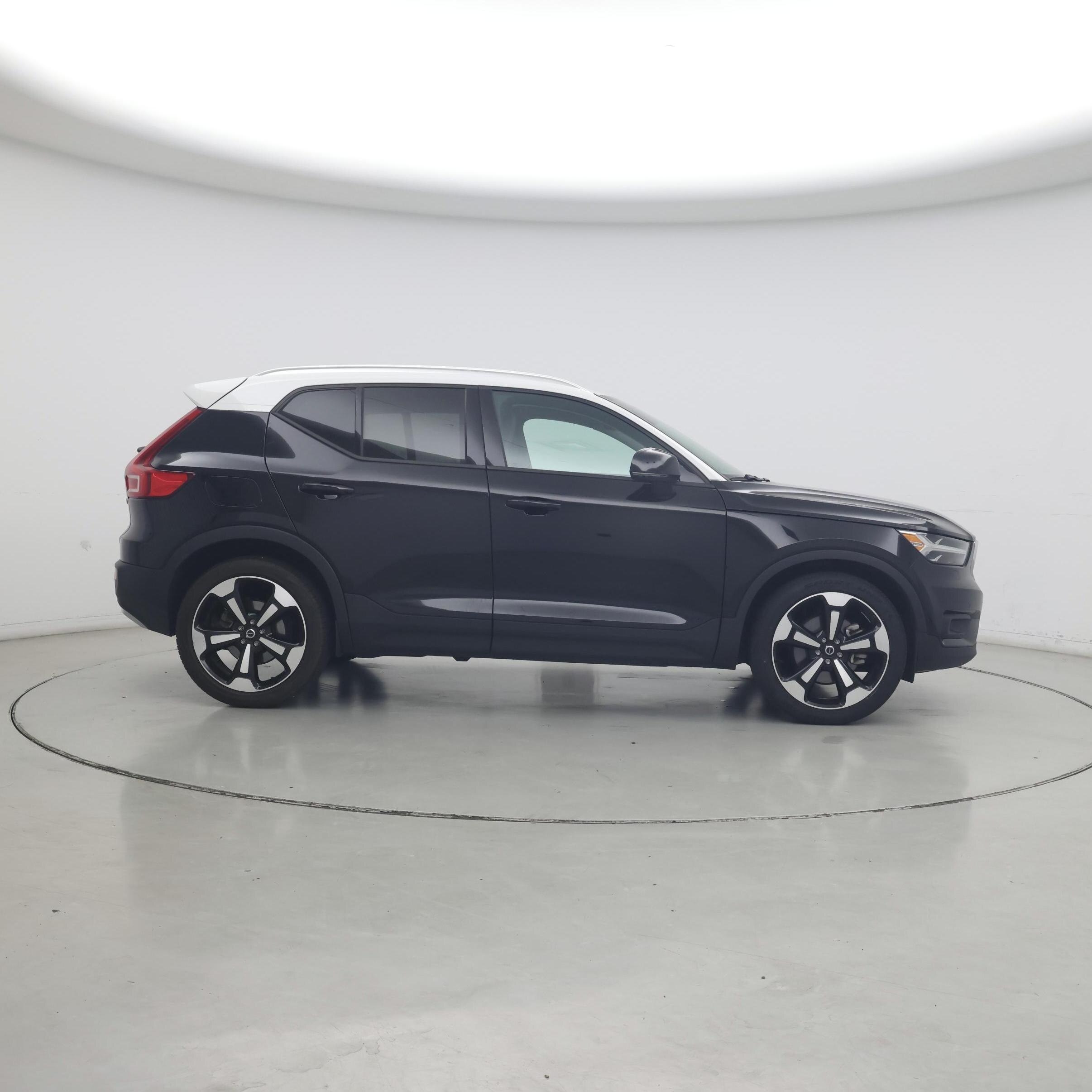 Thumbnail: 2020 Volvo XC40 - 7