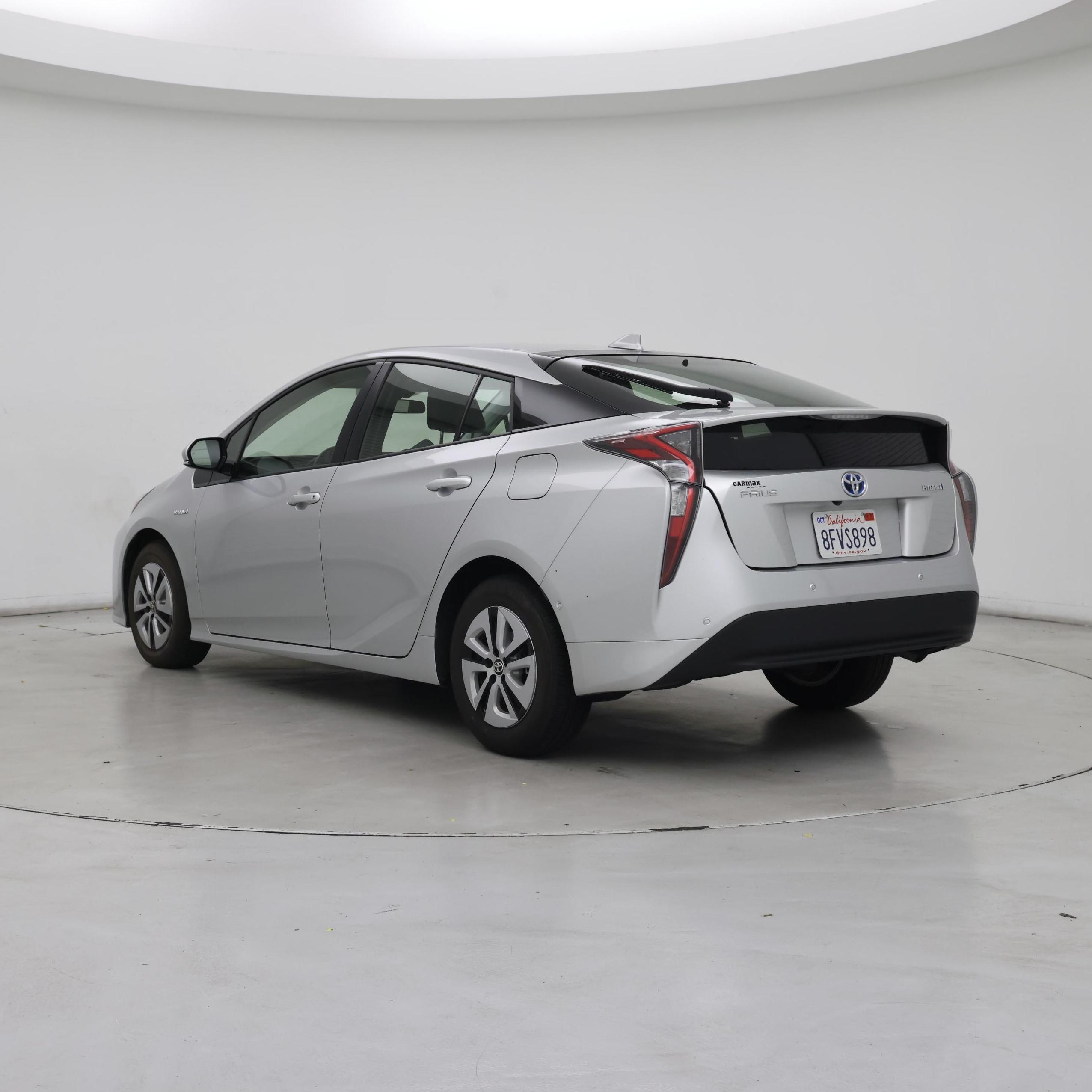 Thumbnail: 2018 Toyota Prius - 2
