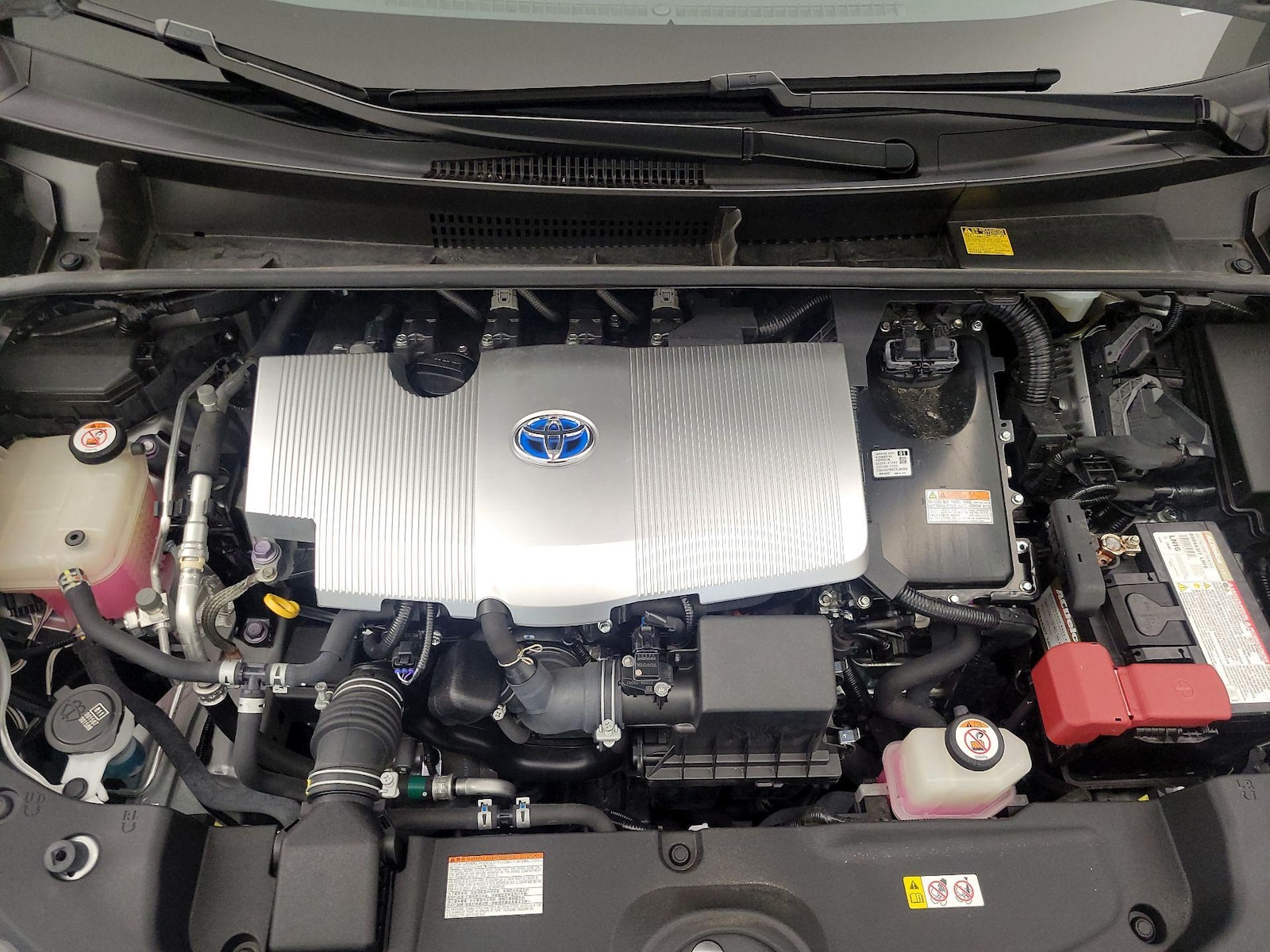 2018 Toyota Prius Three - Photo 22