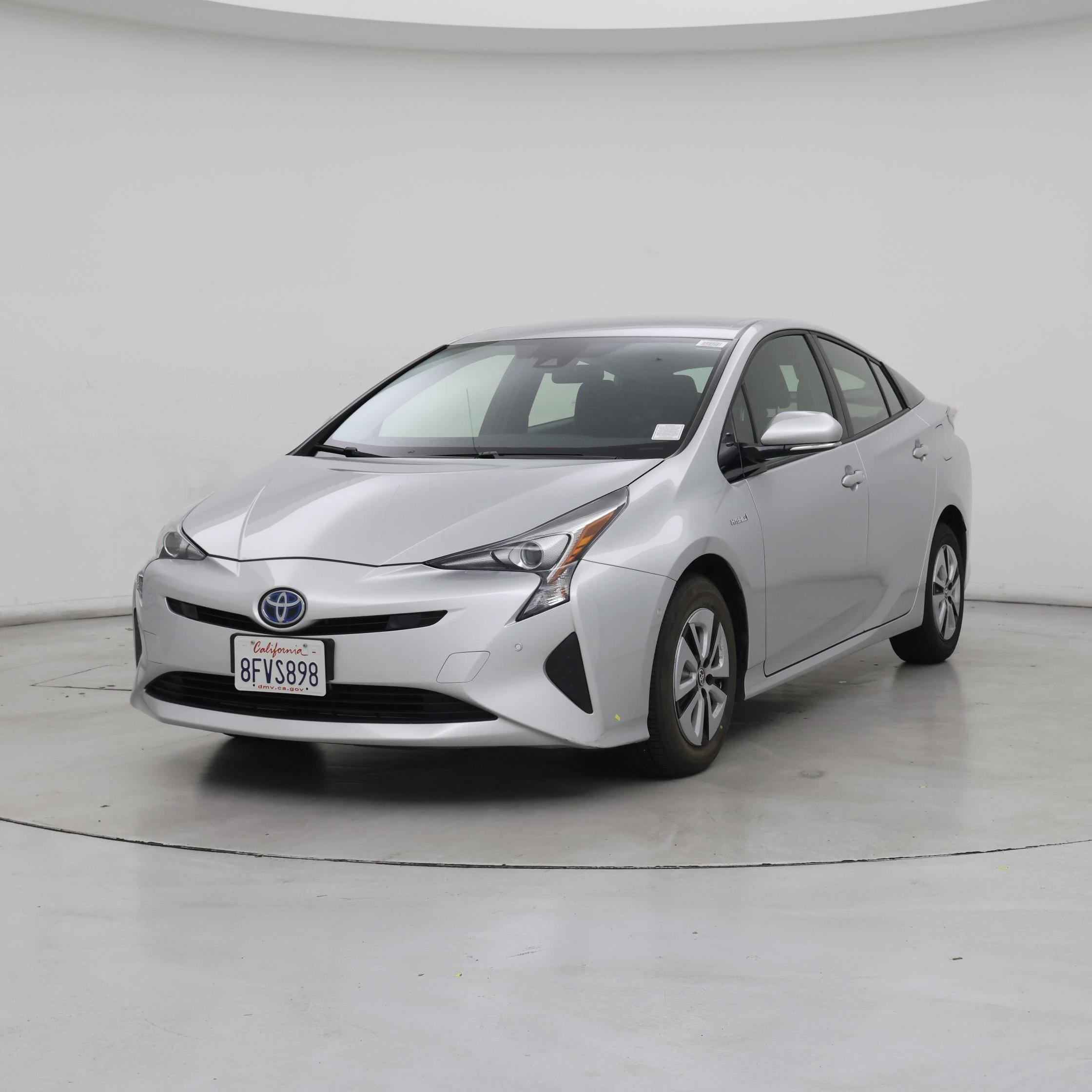 Thumbnail: 2018 Toyota Prius - 4