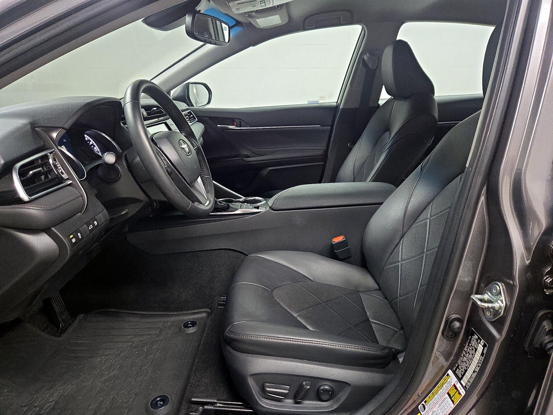 Thumbnail: 2018 Toyota Camry - 11