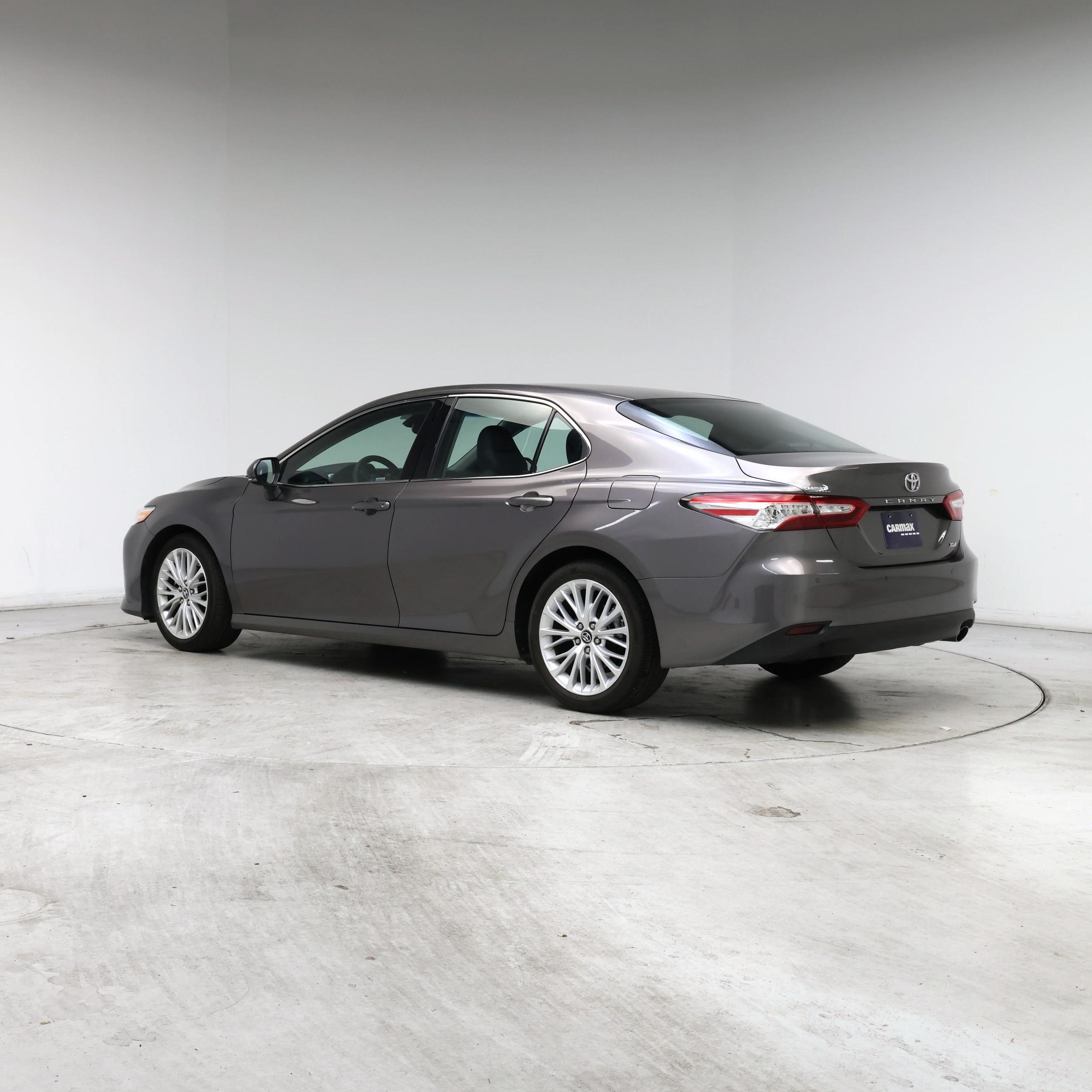 Thumbnail: 2018 Toyota Camry - 2