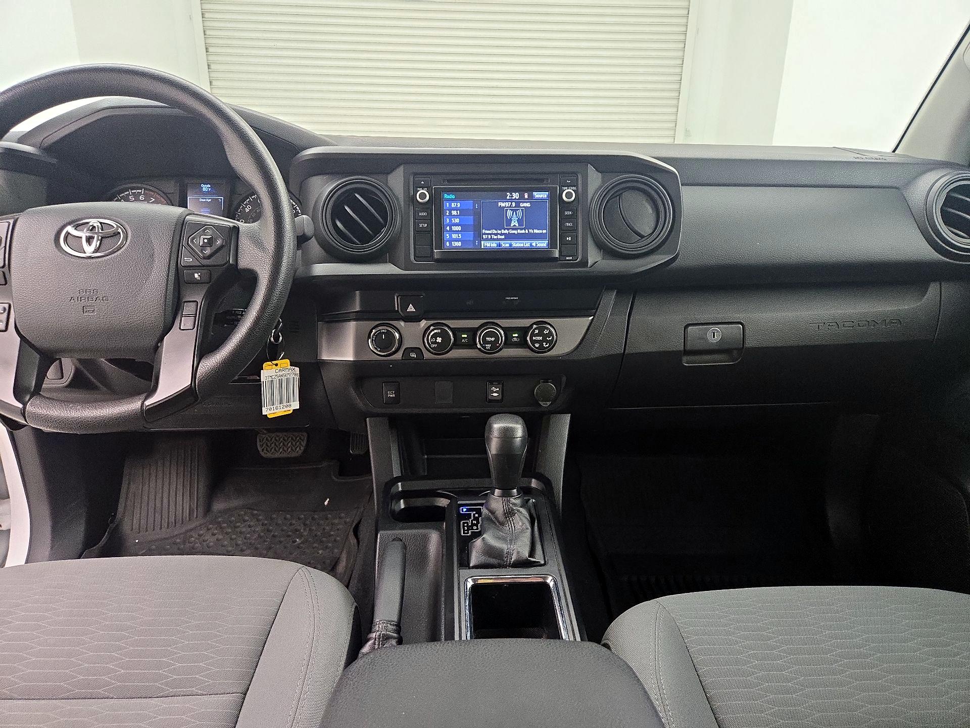 Thumbnail: 2019 Toyota Tacoma - 9