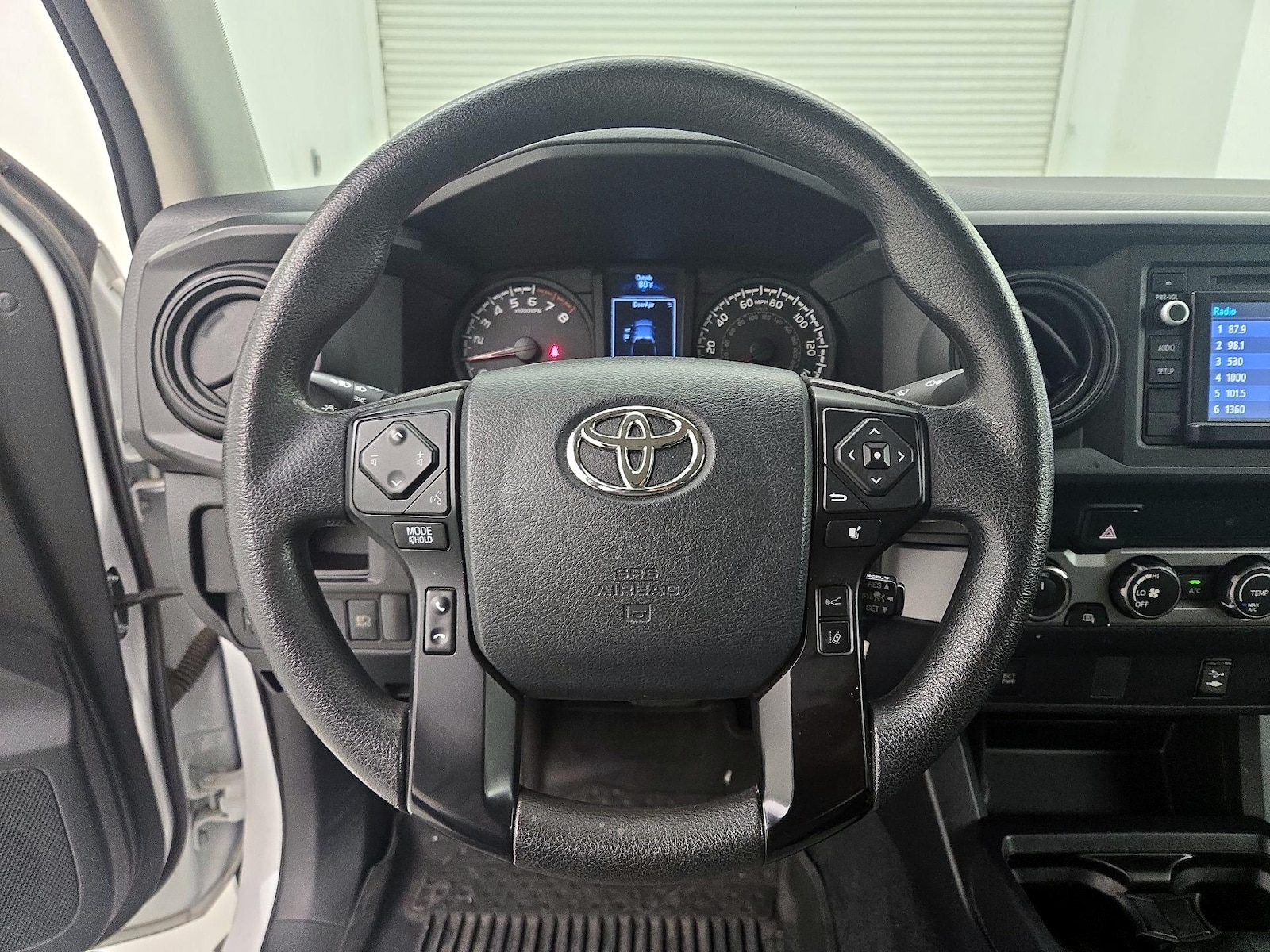 2019 Toyota Tacoma SR - Photo 11