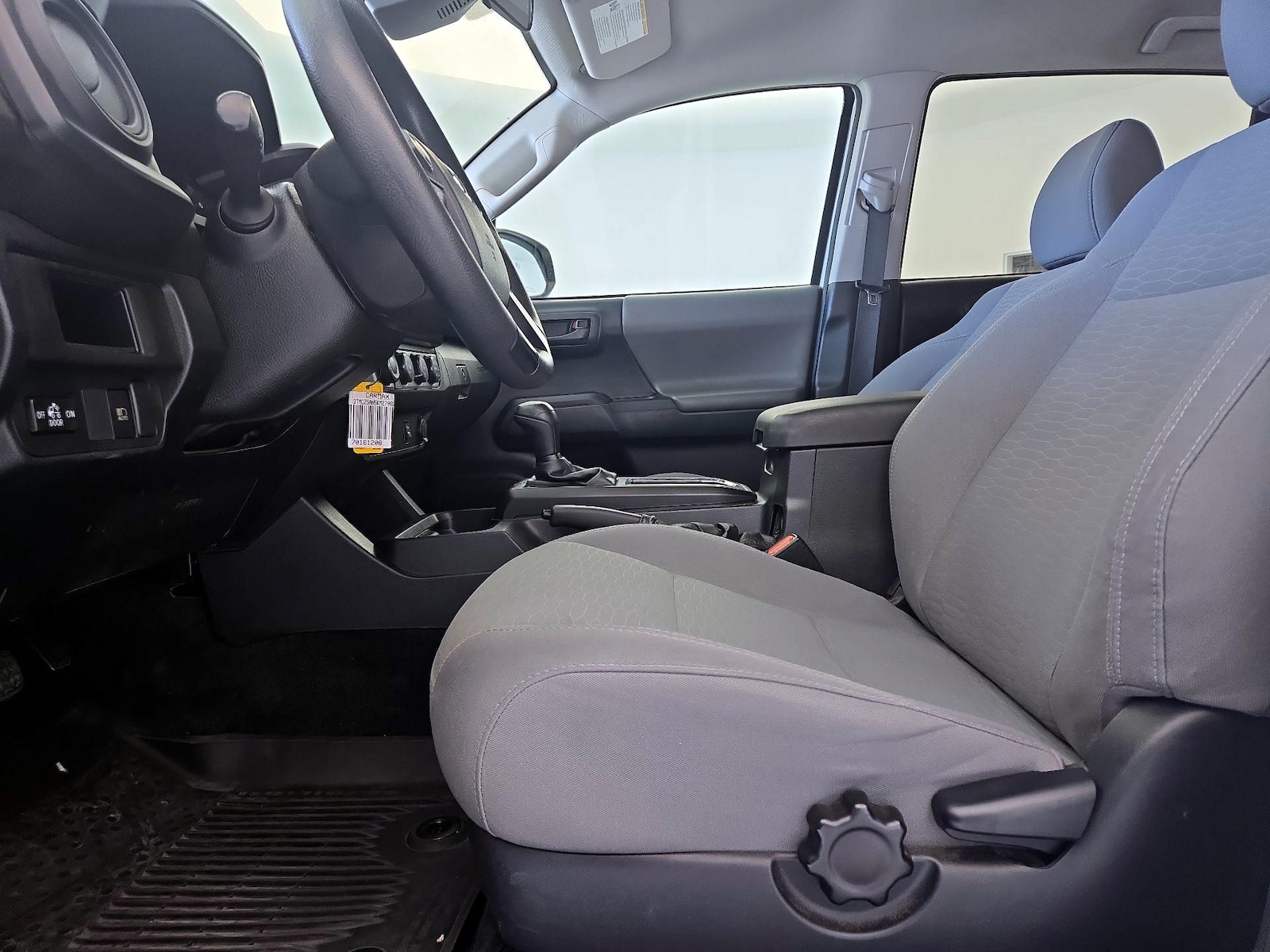 2019 Toyota Tacoma SR - Photo 12