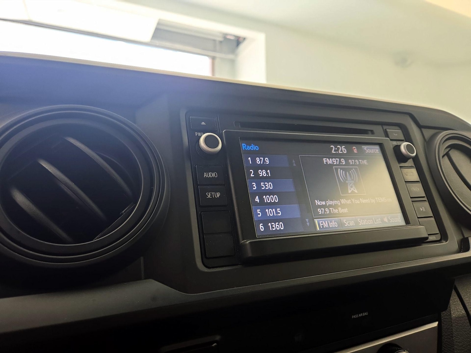 2019 Toyota Tacoma SR - Photo 16