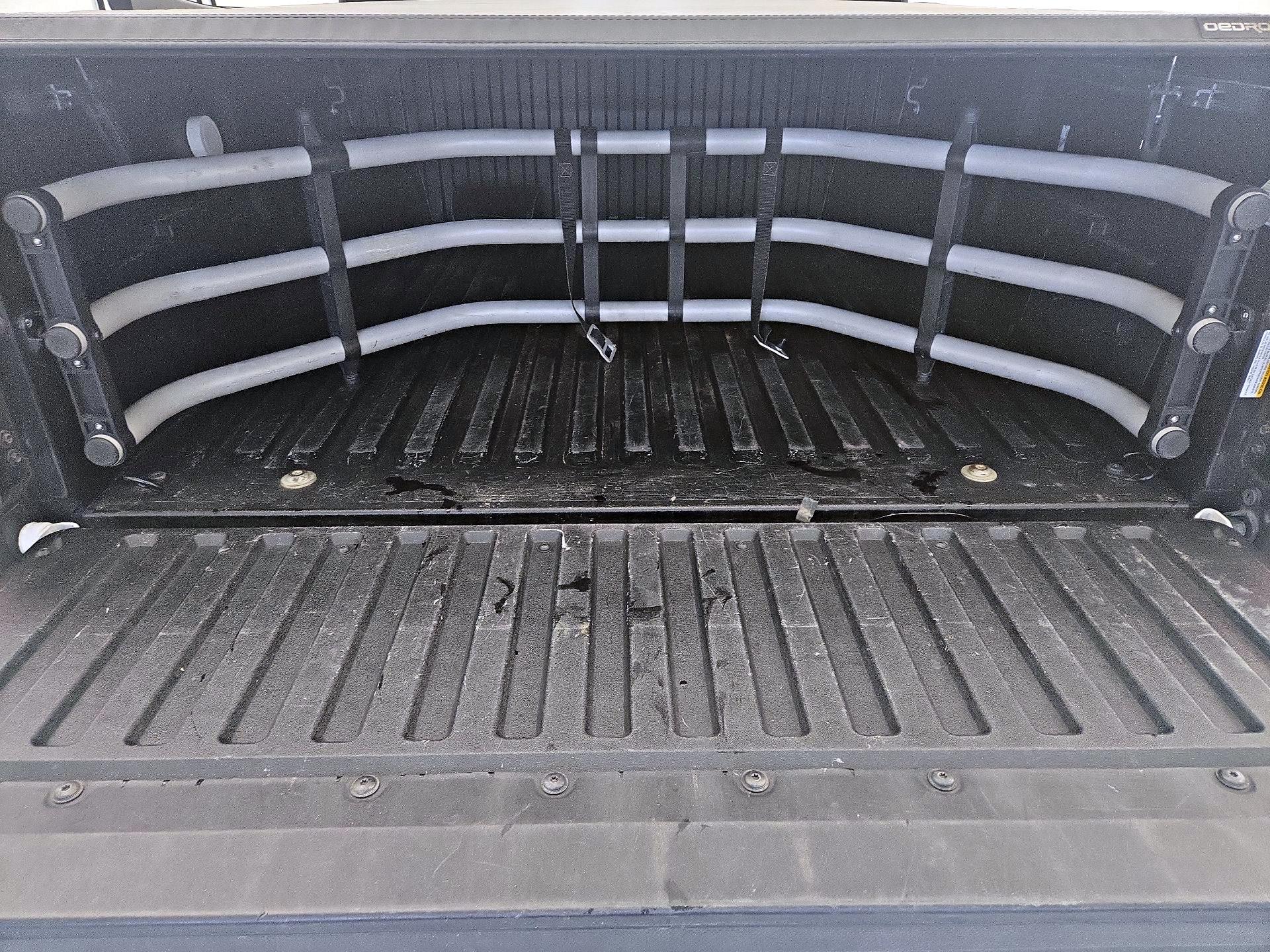 Thumbnail: 2019 Toyota Tacoma - 20
