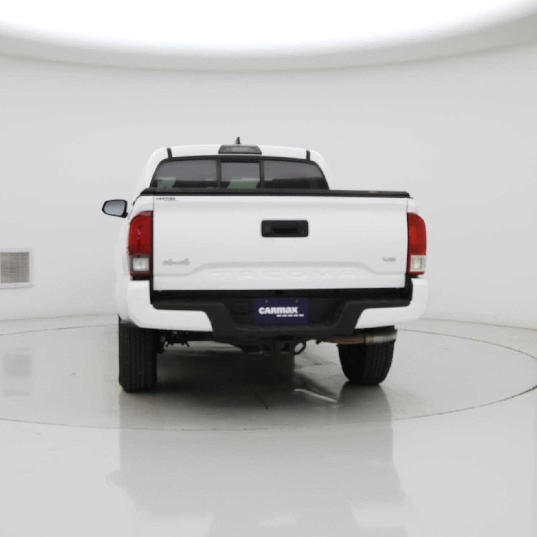 Thumbnail: 2019 Toyota Tacoma - 6