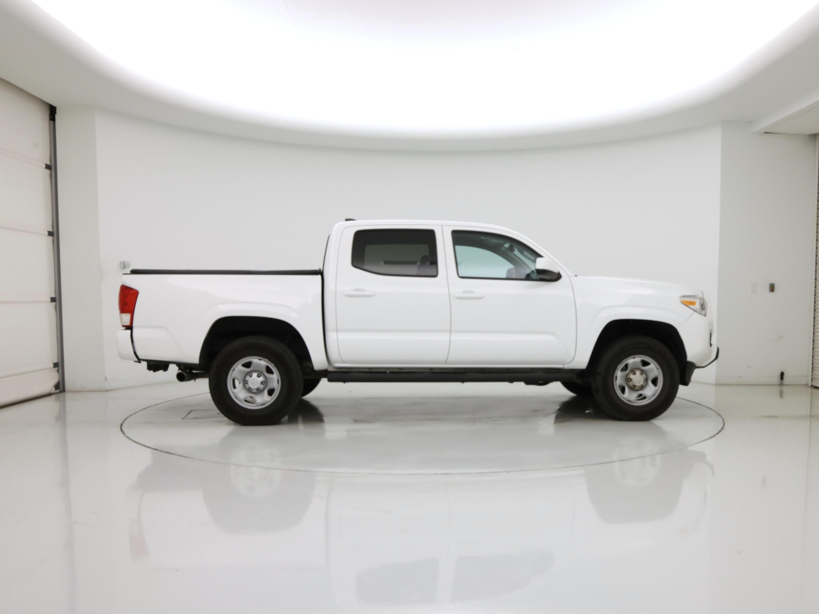 2019 Toyota Tacoma SR - Photo 8