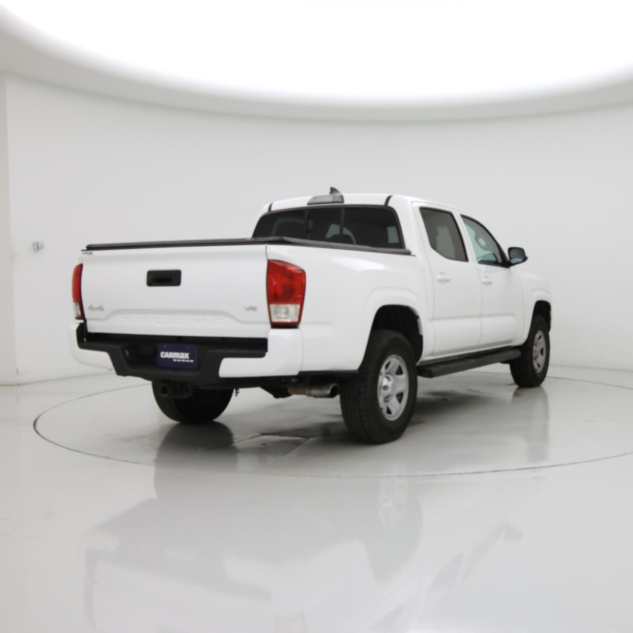 Thumbnail: 2019 Toyota Tacoma - 8