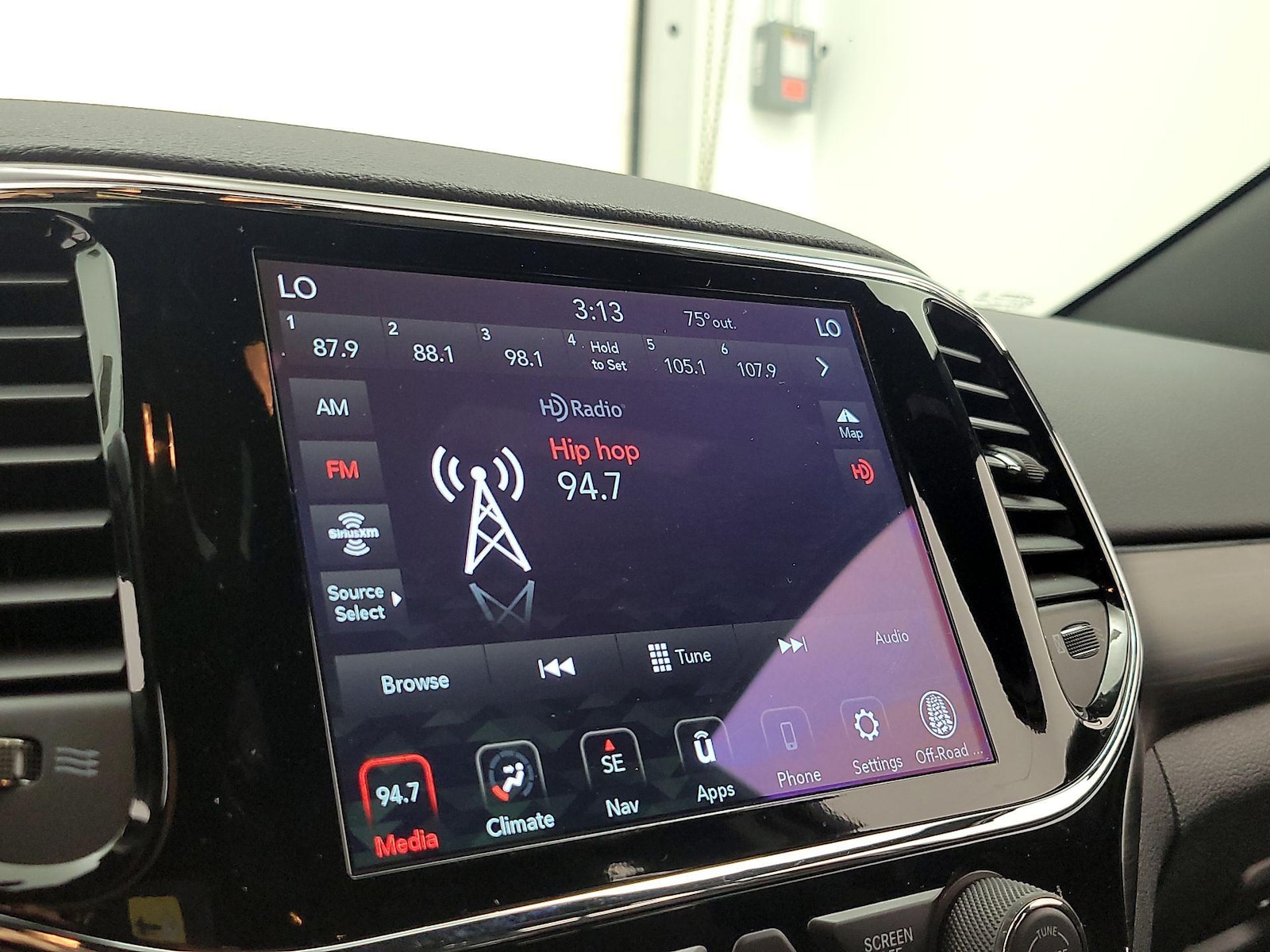 2020 Jeep Grand Cherokee Laredo E - Photo 17