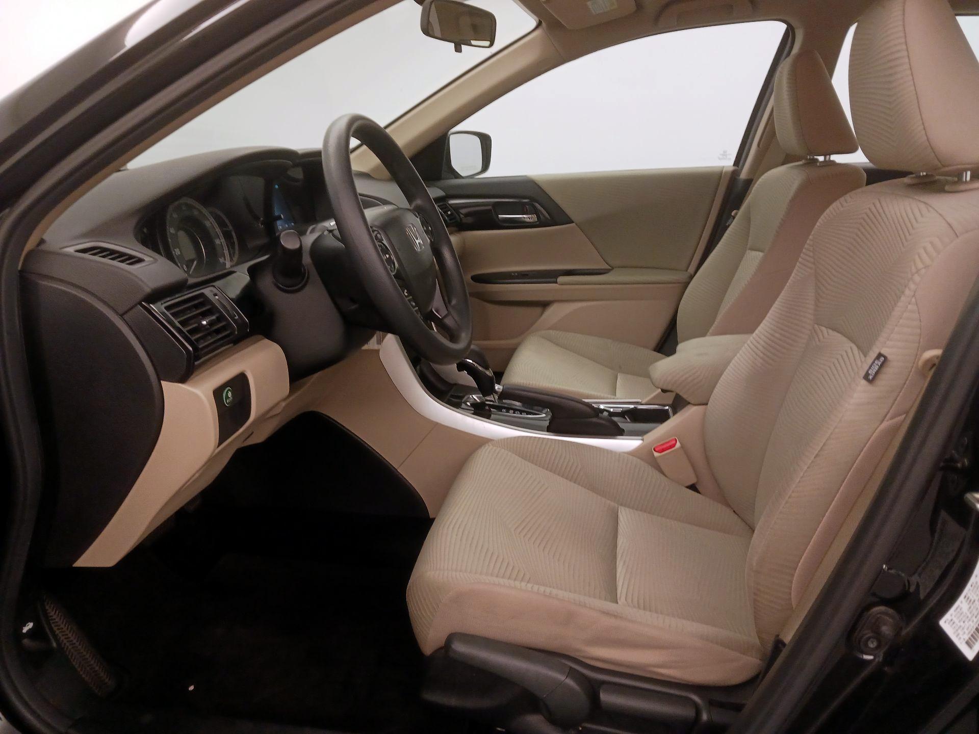 Thumbnail: 2017 Honda Accord - 11