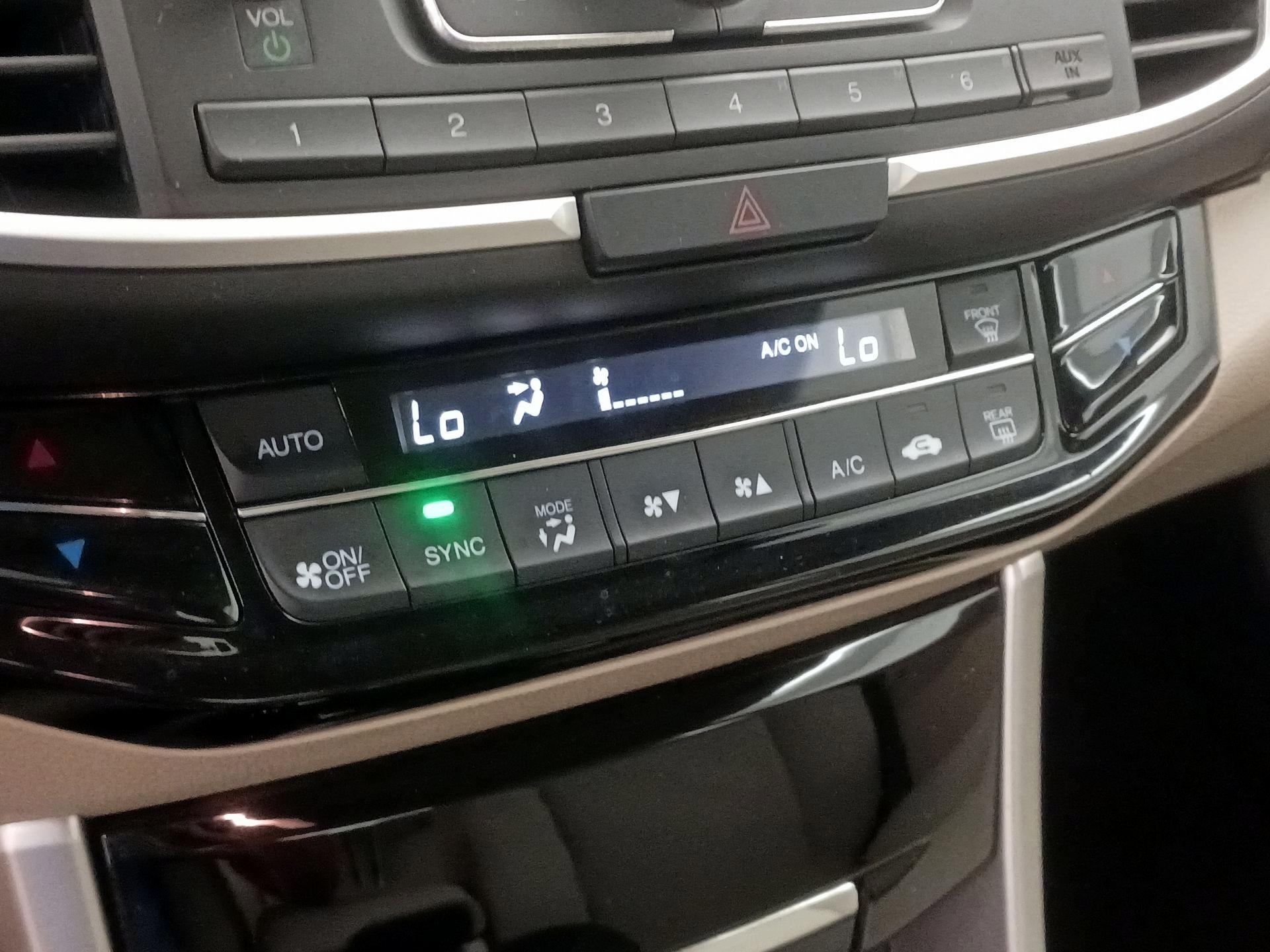 Thumbnail: 2017 Honda Accord - 16