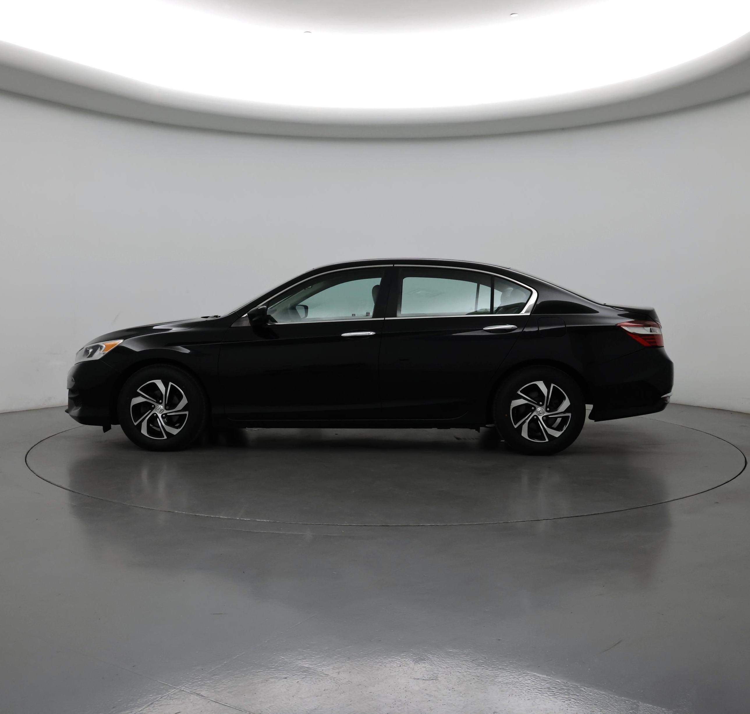 Thumbnail: 2017 Honda Accord - 3