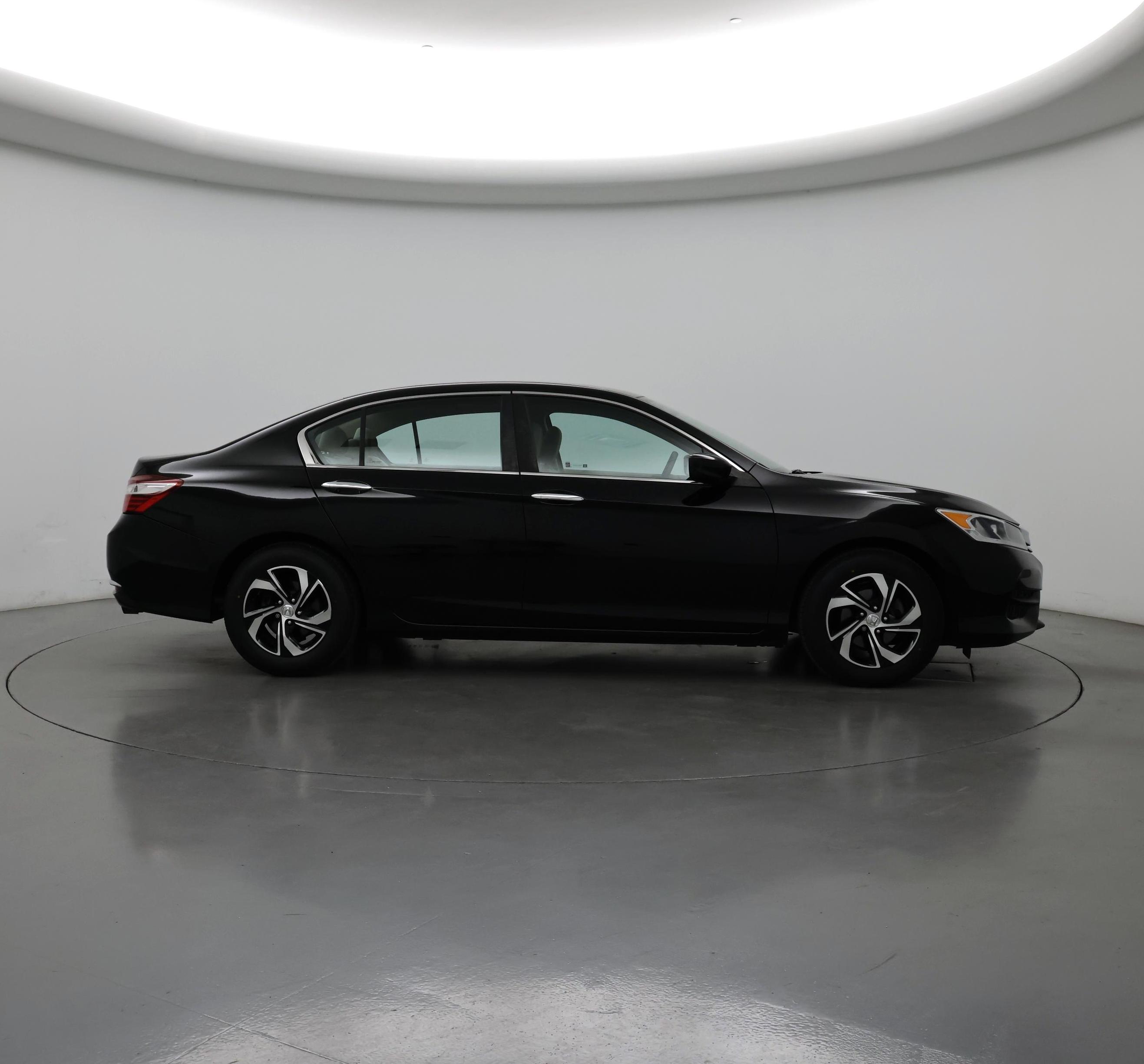 Thumbnail: 2017 Honda Accord - 7