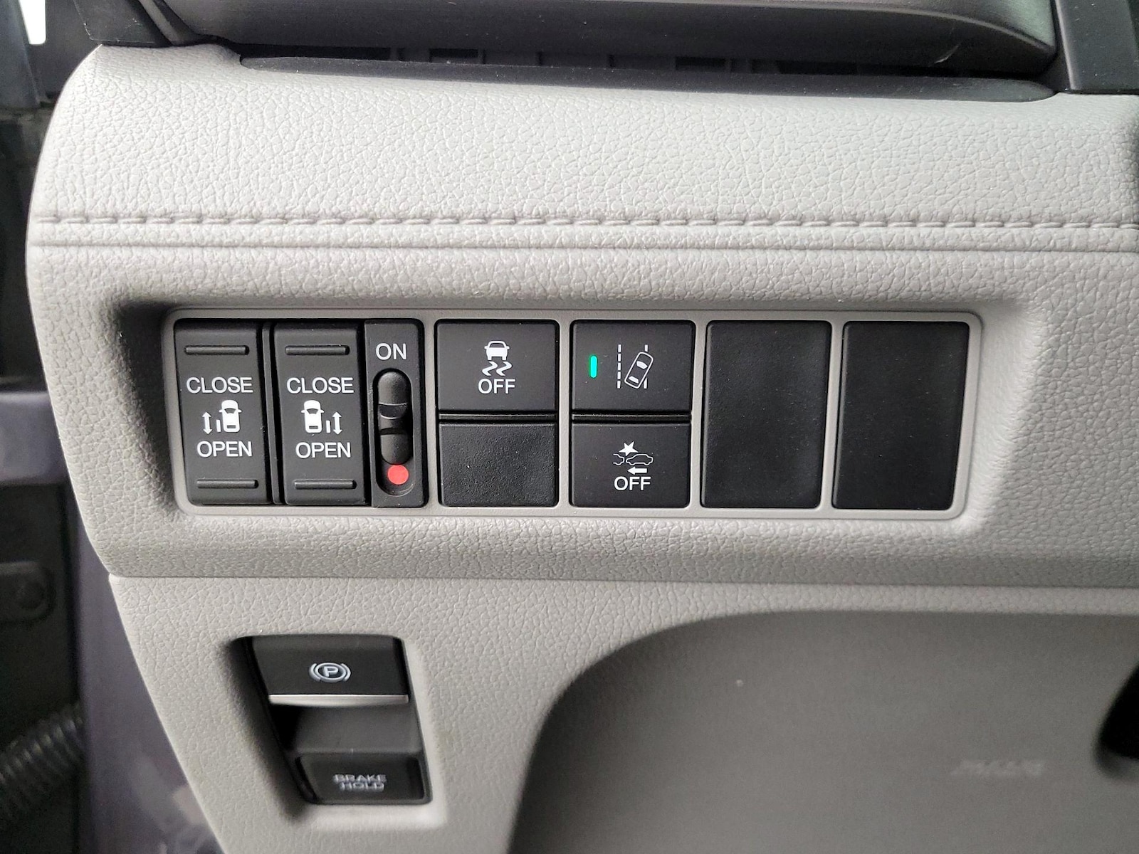 2020 Honda Odyssey EX - Photo 14