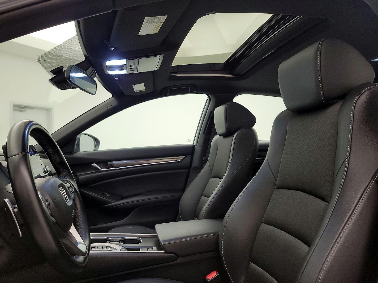 2021 Honda Accord Sport - Photo 20