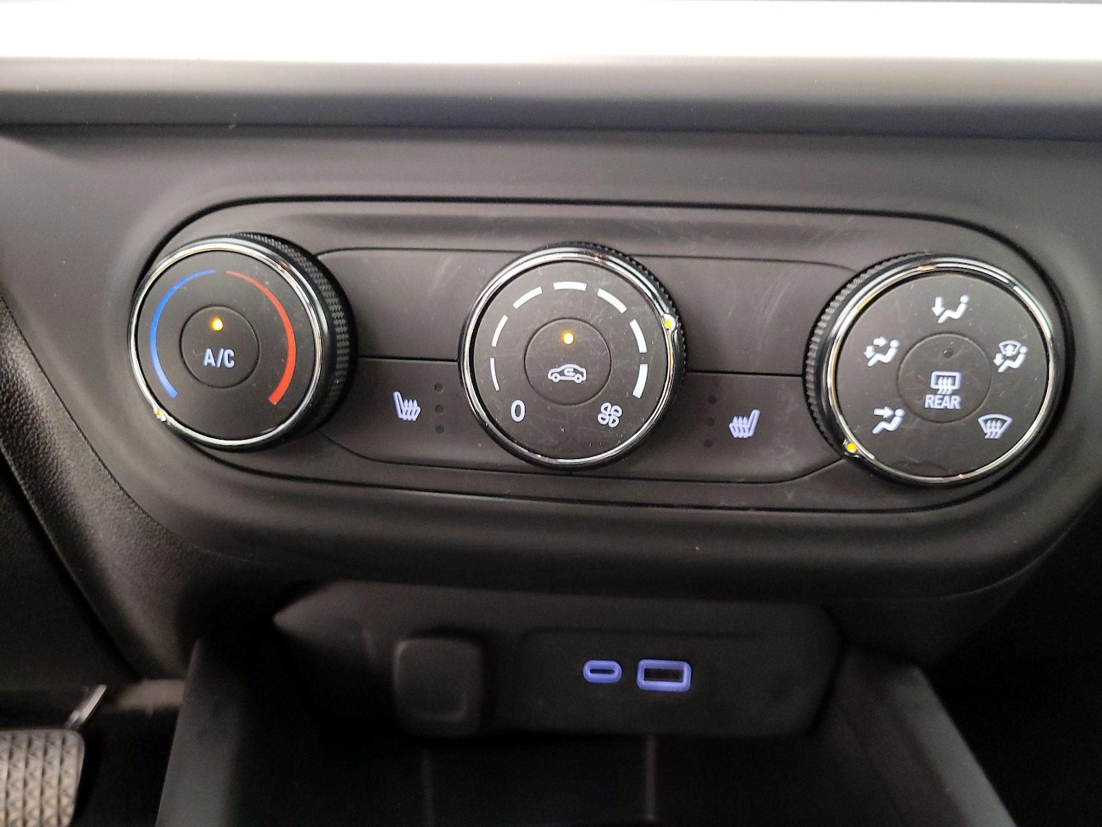 2024 Chevrolet Trax RS - Photo 17