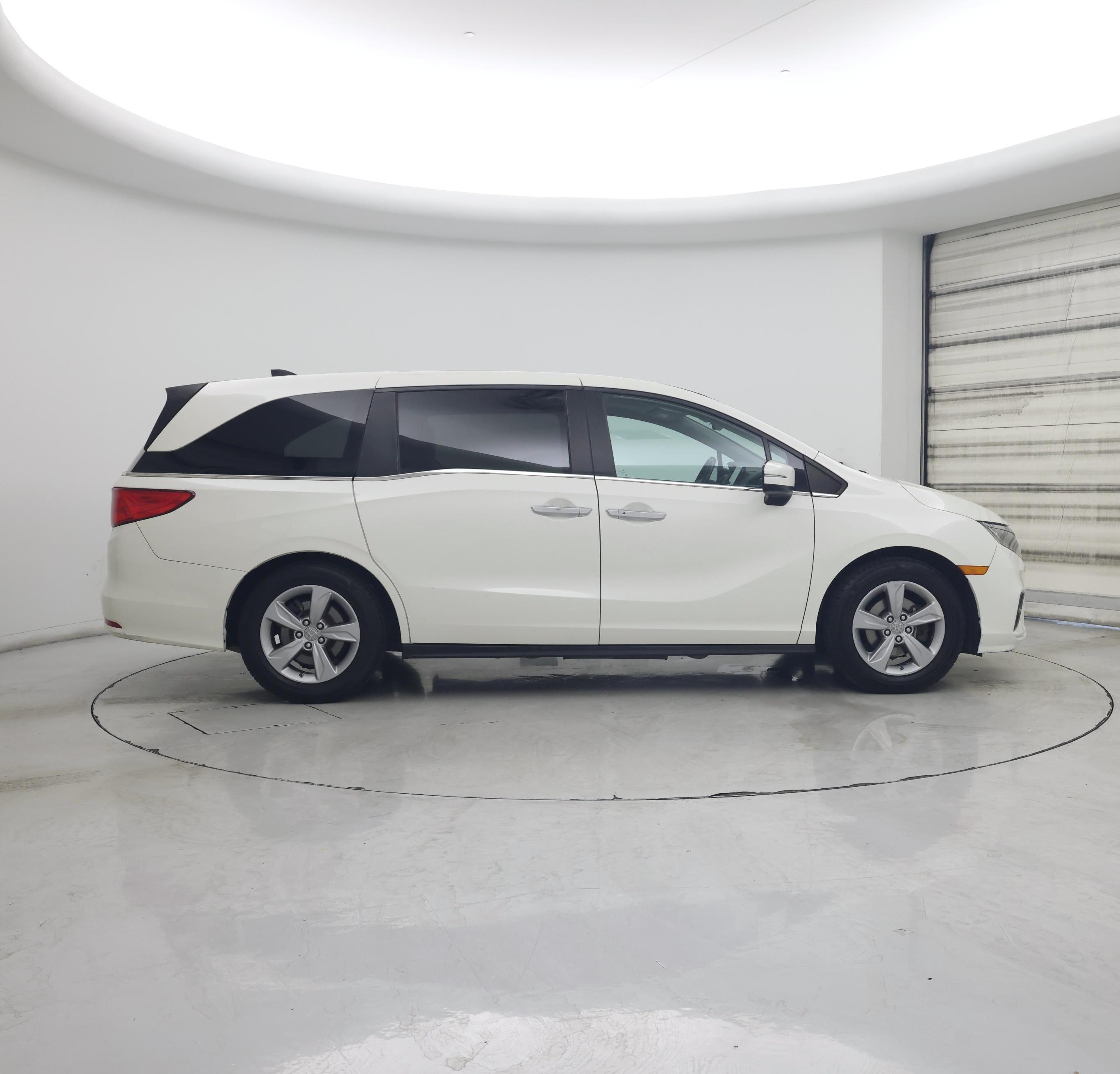 Thumbnail: 2019 Honda Odyssey - 7