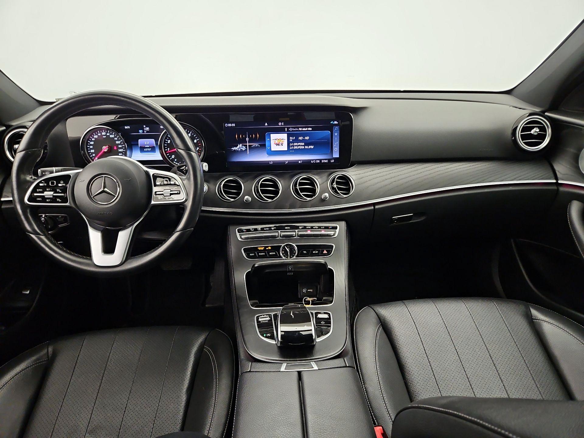 Thumbnail: 2019 Mercedes-Benz E-Class - 9