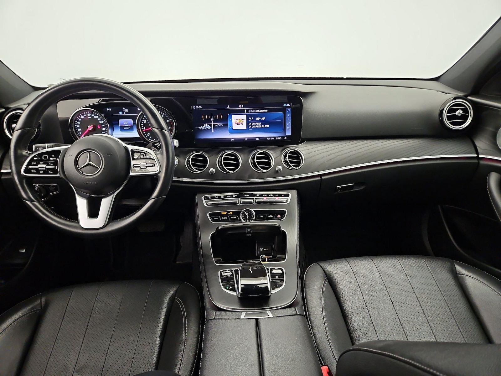 2019 Mercedes-Benz E-Class E300 - Photo 10