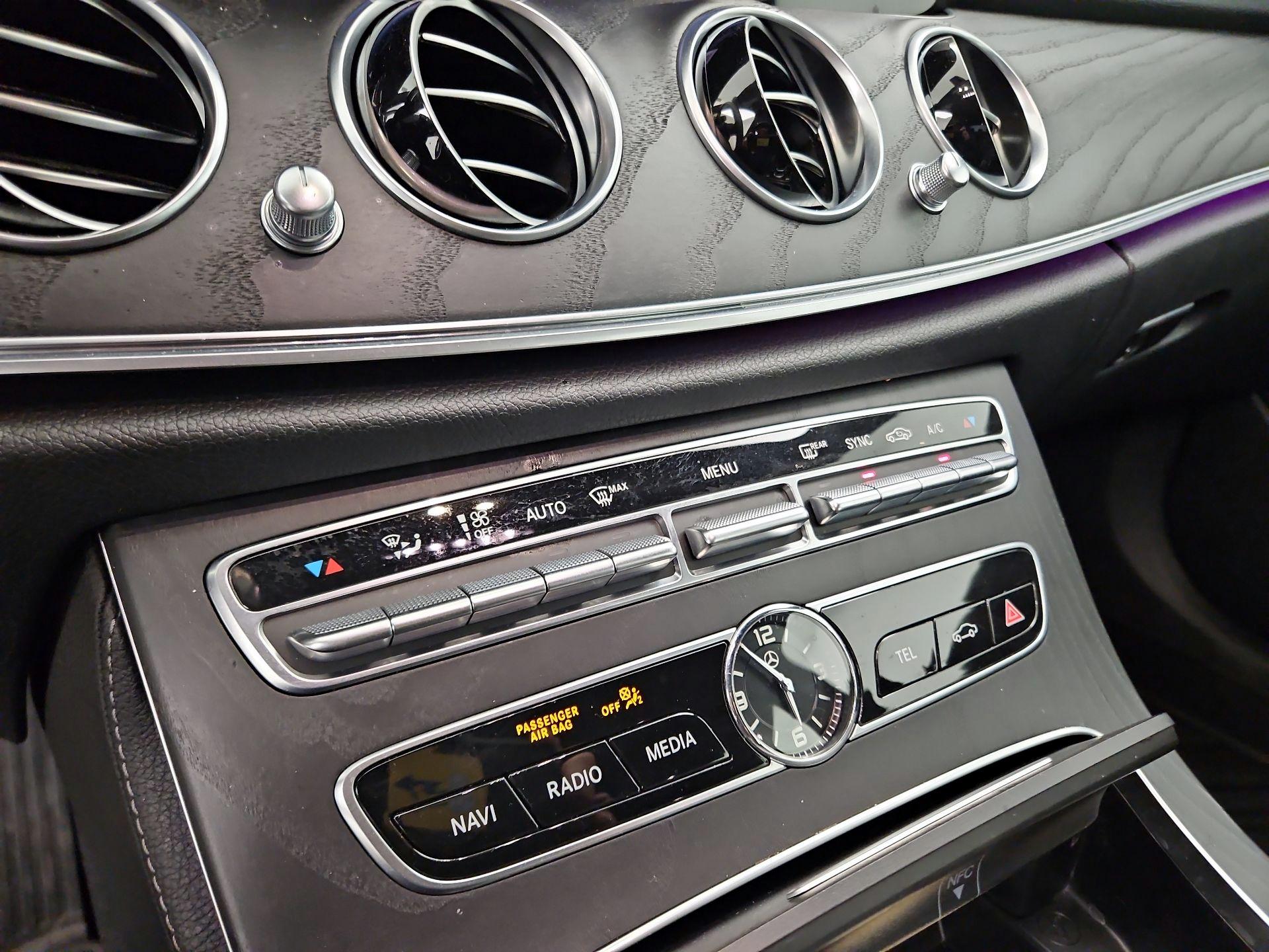 Thumbnail: 2019 Mercedes-Benz E-Class - 14