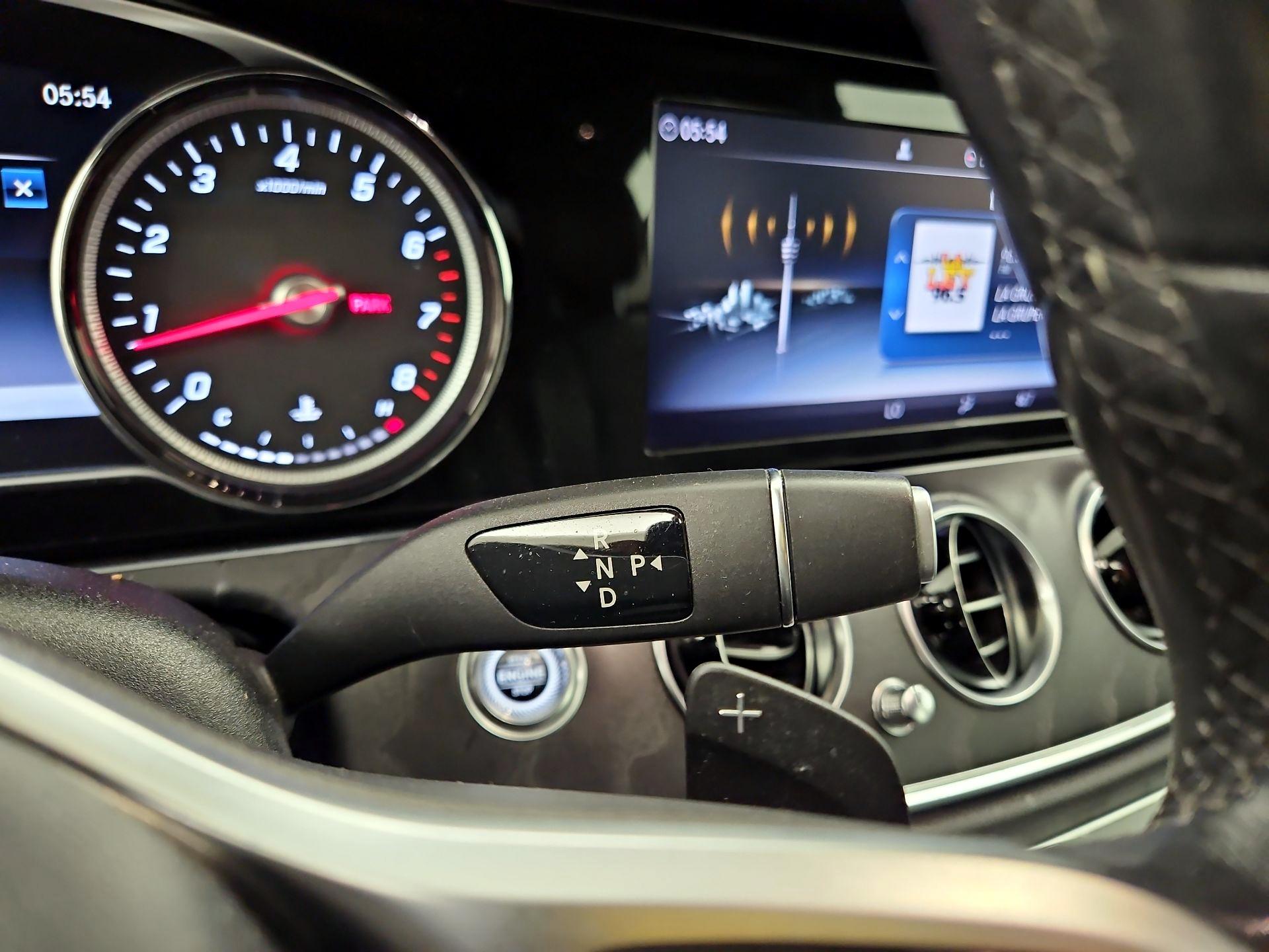 Thumbnail: 2019 Mercedes-Benz E-Class - 15