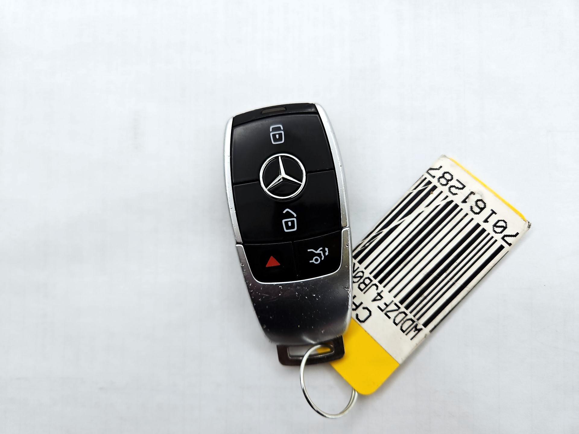 Thumbnail: 2019 Mercedes-Benz E-Class - 19