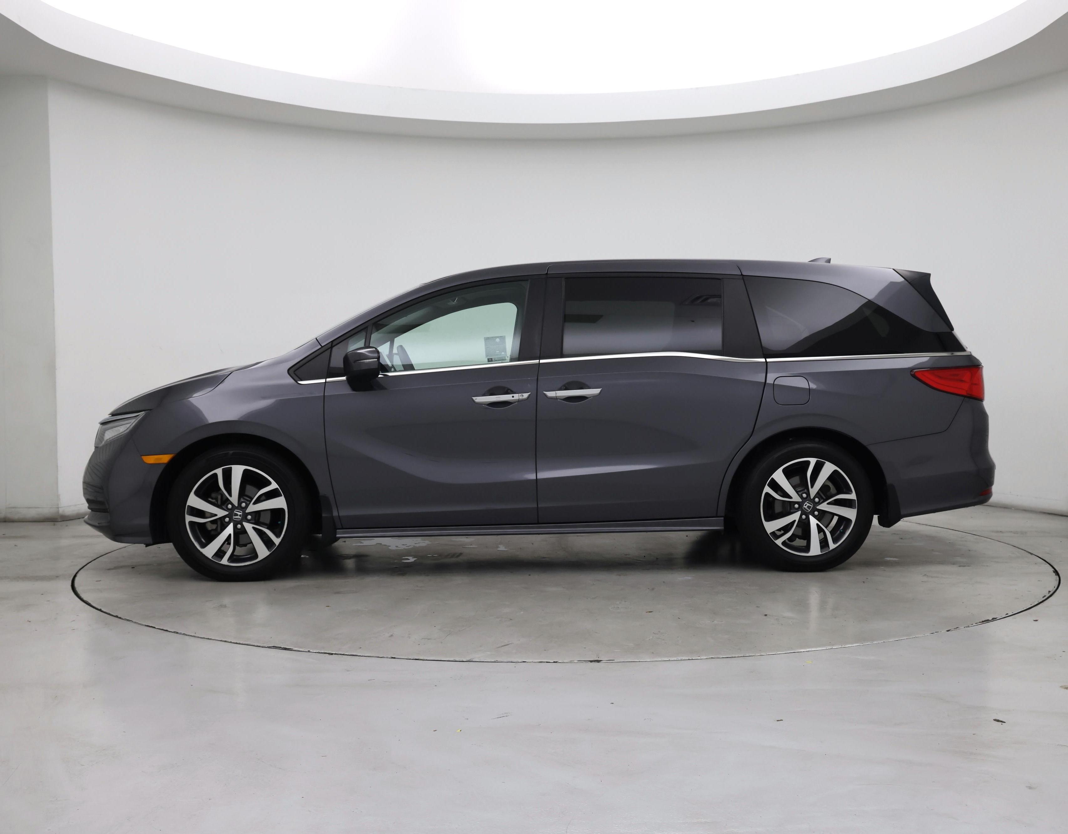 Thumbnail: 2022 Honda Odyssey - 3
