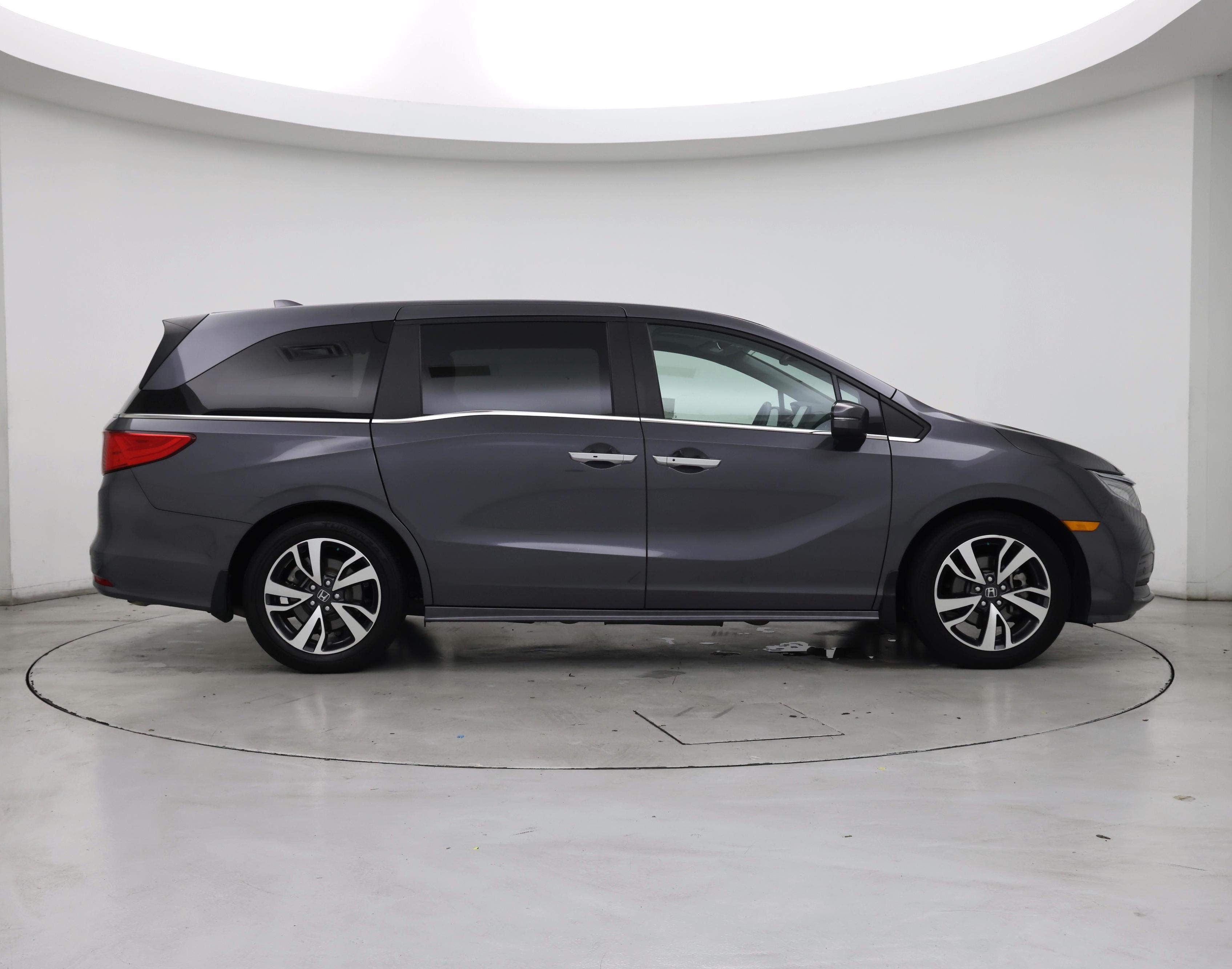 Thumbnail: 2022 Honda Odyssey - 7