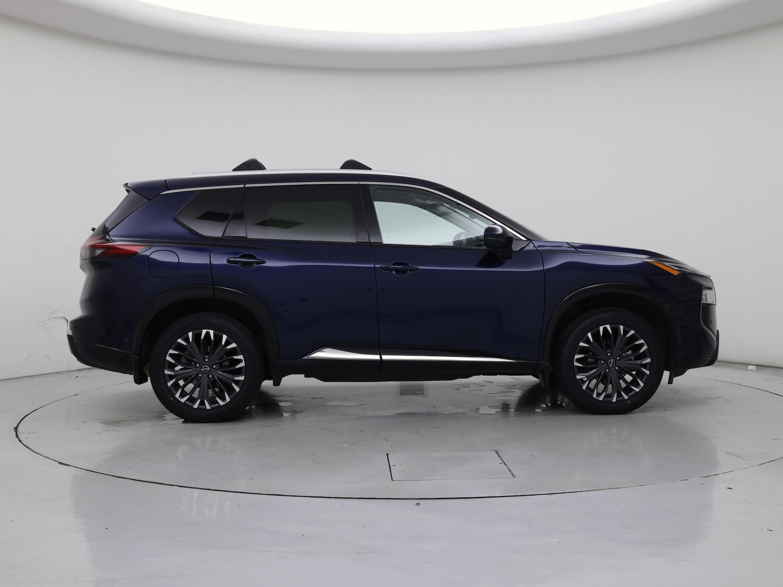 2025 Nissan Rogue Platinum, photo 8