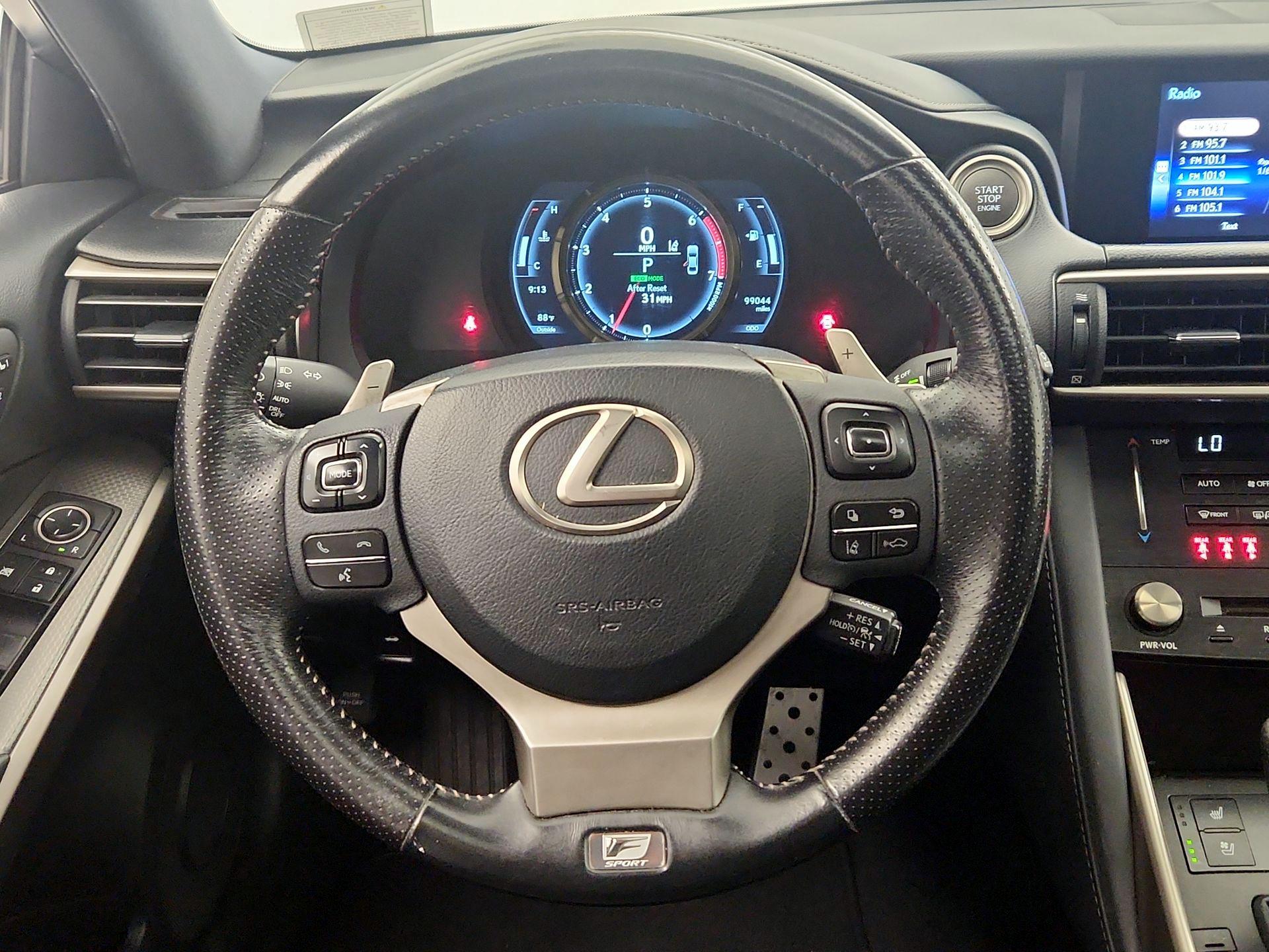 Thumbnail: 2018 Lexus IS - 10