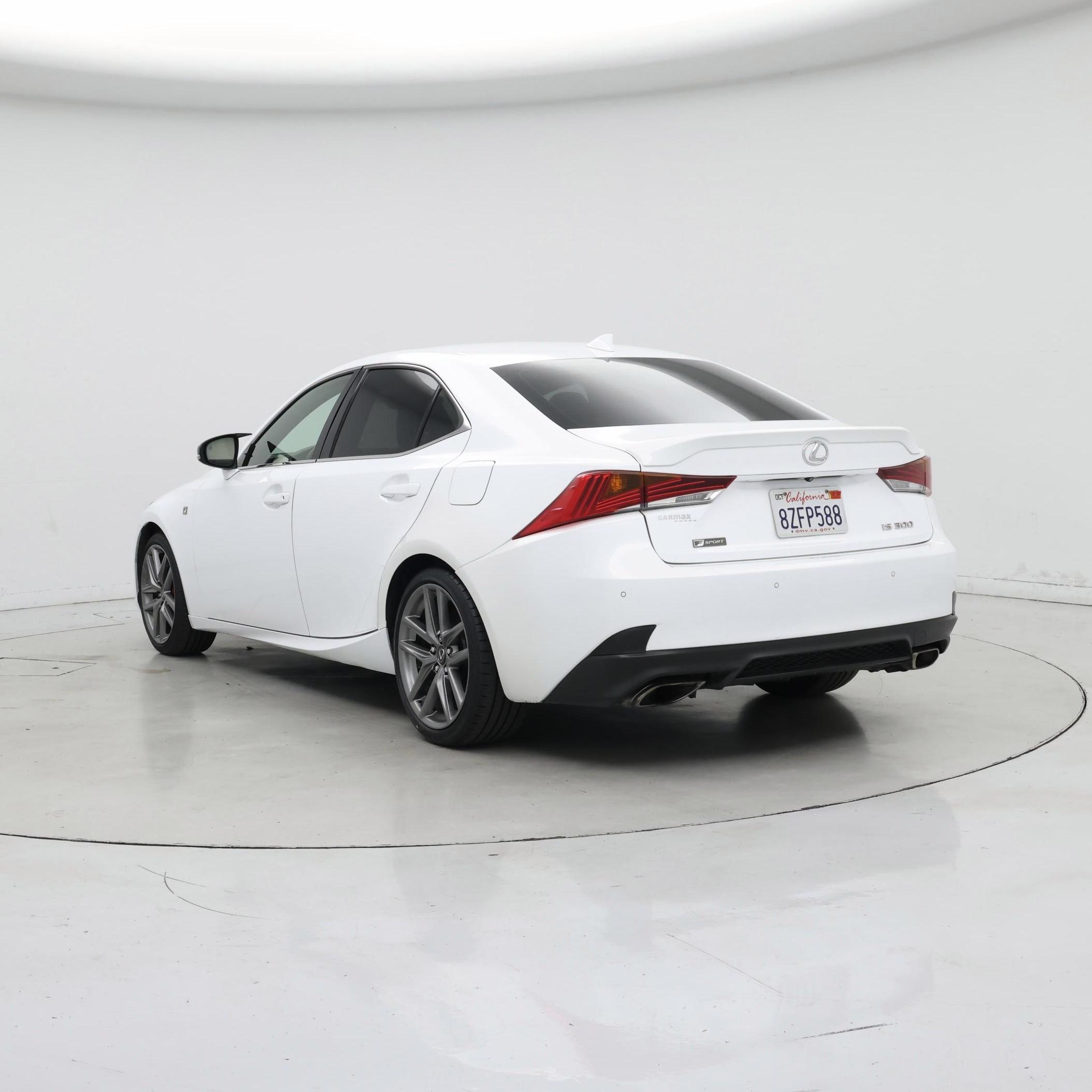 Thumbnail: 2018 Lexus IS - 2